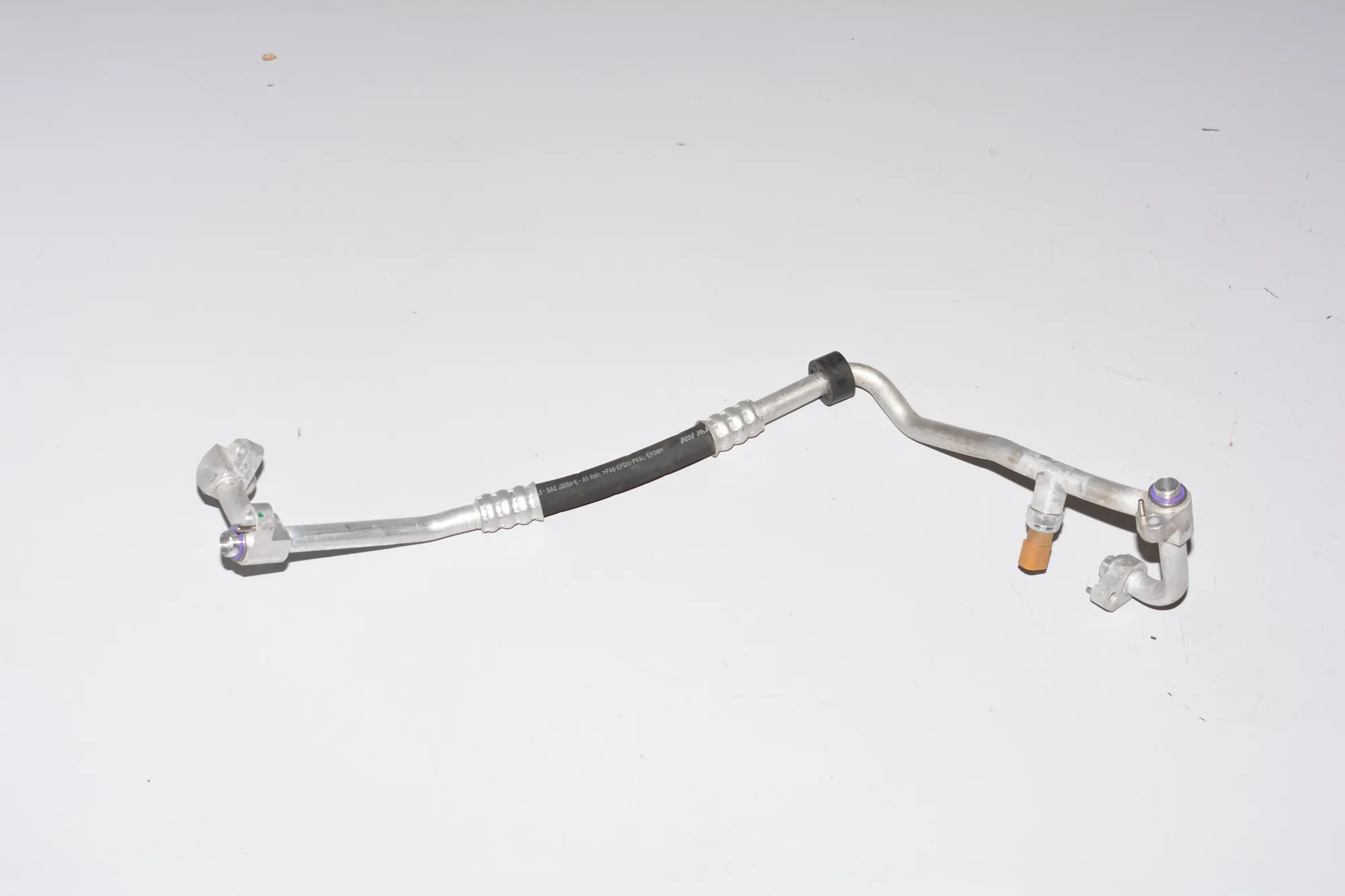 A/C Air Con Hose Pipe – OEM 9291148 · BMW i3 (I01) Hybrid 2018 – 2