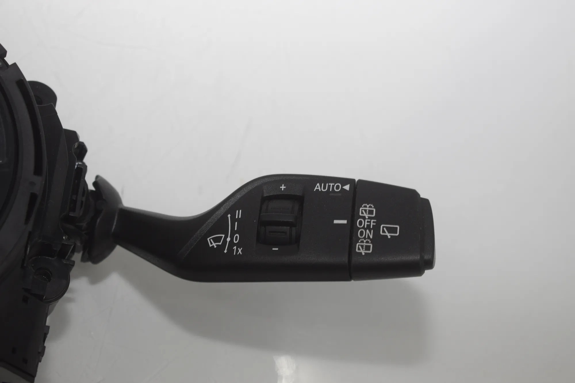 Indicator Wiper Stalk Switch – OEM 6999512 · BMW i3 (I01) s Range Extender 2019 – 3