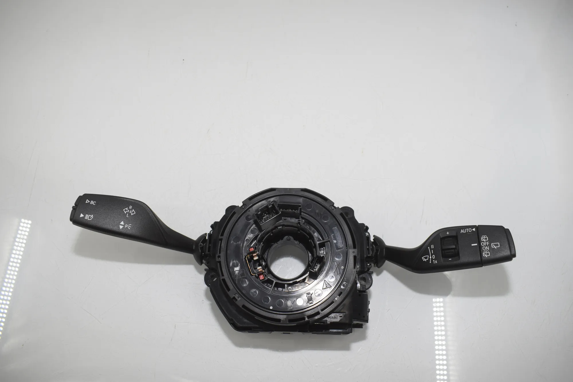 Indicator Wiper Stalk Switch – OEM 6999512 · BMW i3 (I01) s Range Extender 2019 – 2