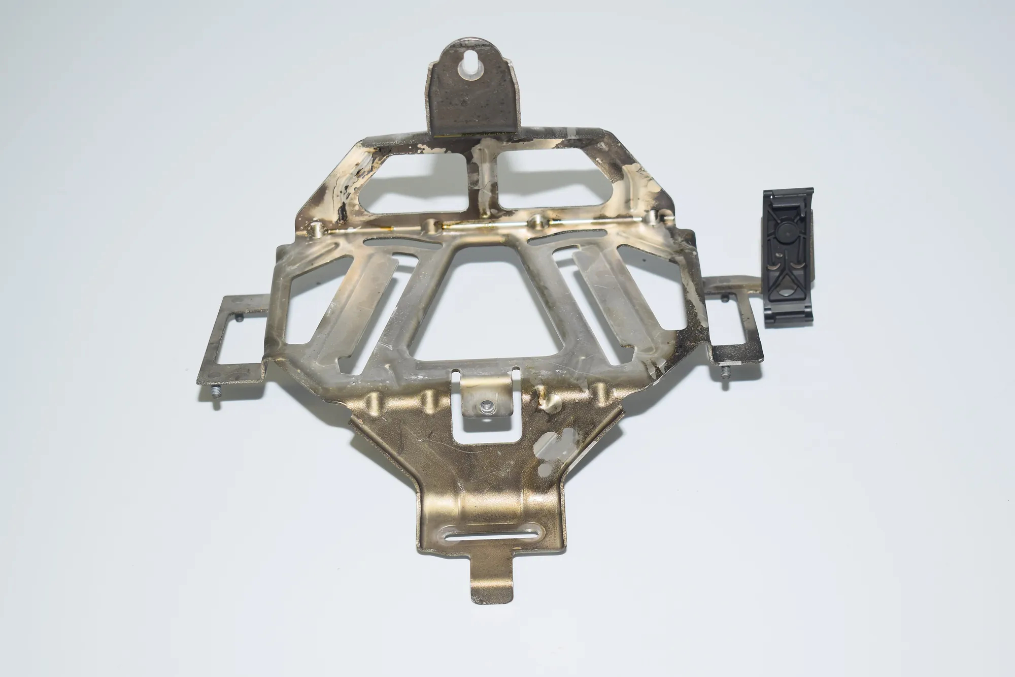 Other Body Parts – OEM 9251524 · BMW i3 (I01) Hybrid 2018