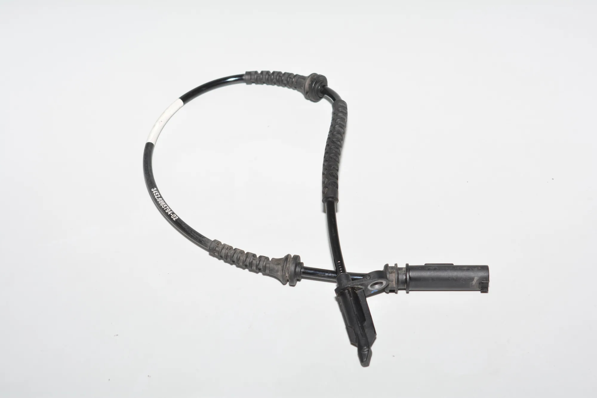 Front Right ABS Sensor – OEM 6865794 · BMW i3 (I01) Hybrid 2018 – 4