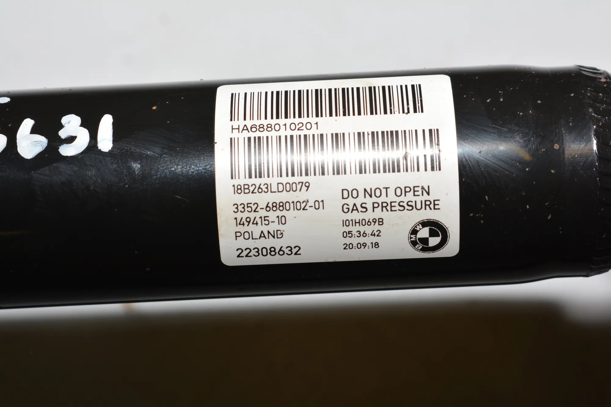 Rear Left Shock Absorber – OEM 6852227 · BMW i3 (I01) Hybrid 2018 – 4