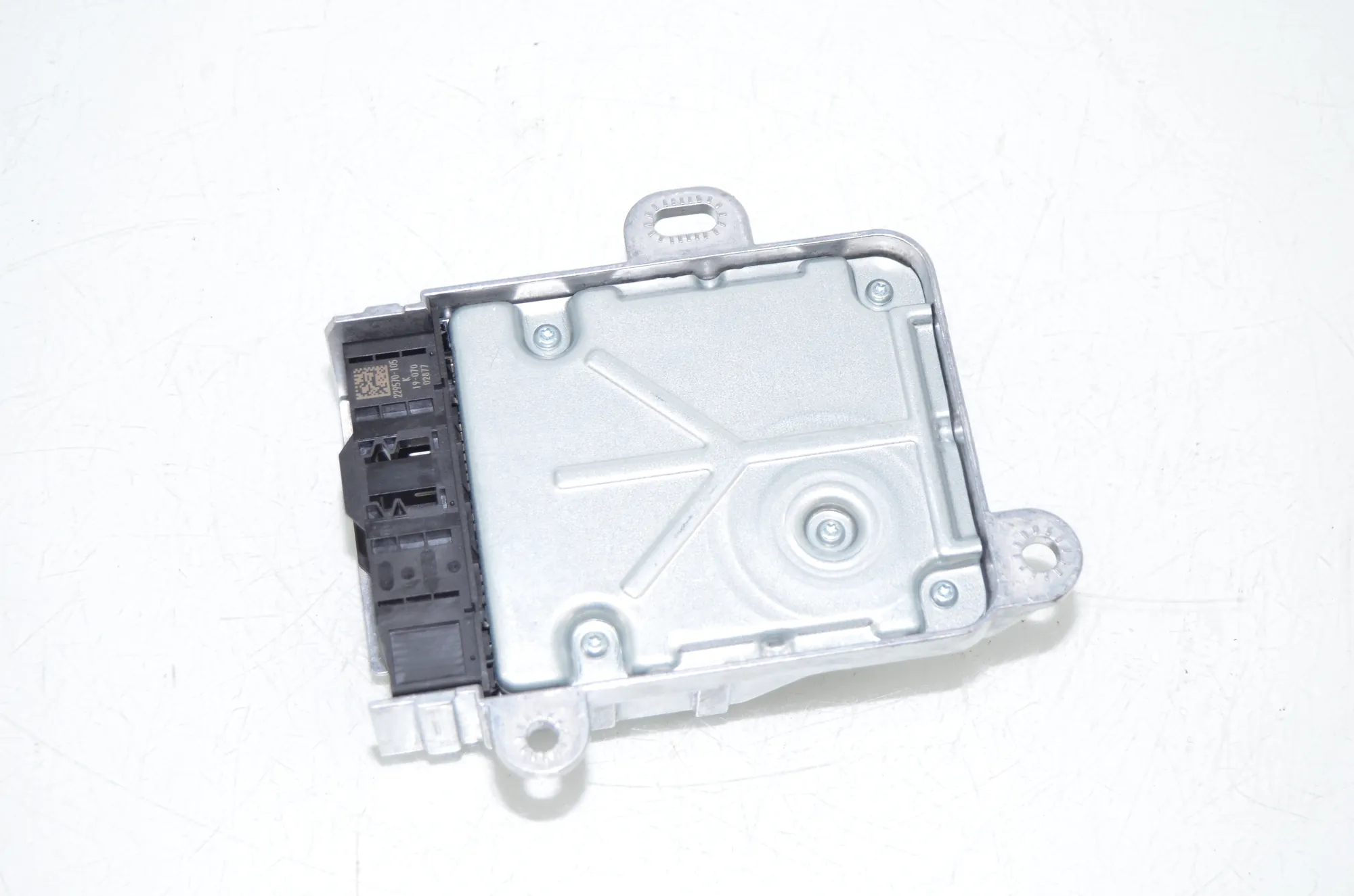 SRS Control Unit – OEM 9484302 · BMW i3 (I01) s Range Extender 2019 – 2