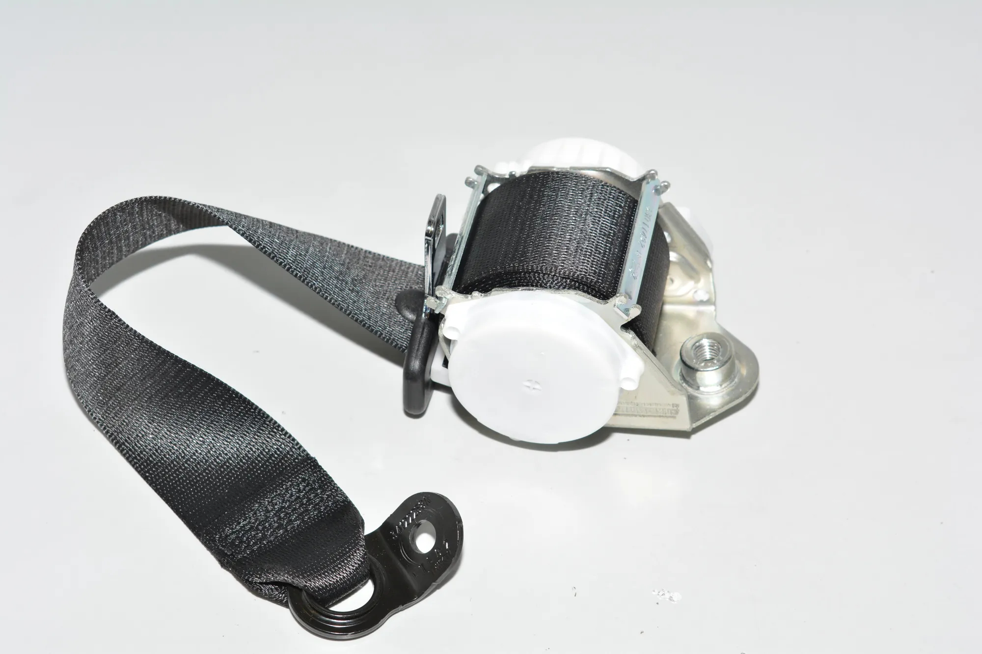 Rear Left Seatbelt – OEM 7305643 · BMW i3 (I01) Hybrid 2018