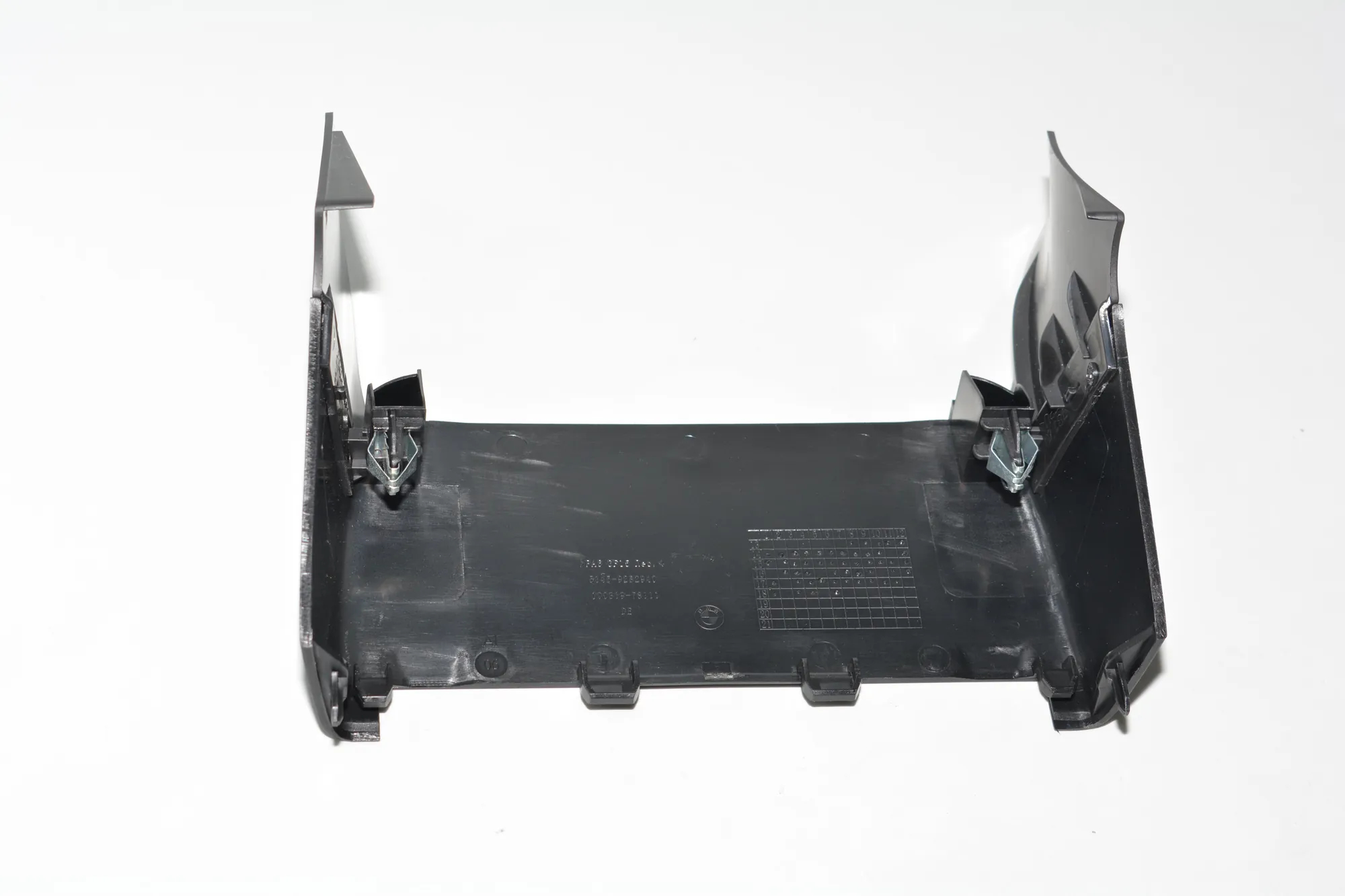 Steering Mechanism Trim – OEM 9282940 · BMW i3 (I01) Hybrid 2018 – 4