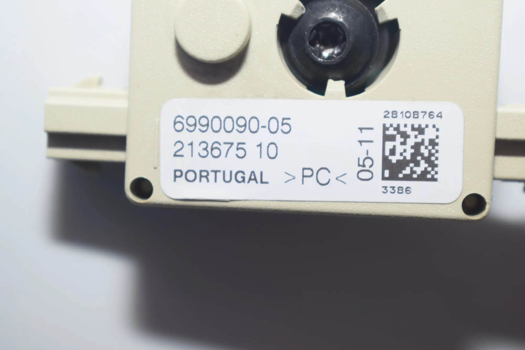 Antenna – OEM 6990090 · BMW 3 (E90) 330 d 2011 – 4