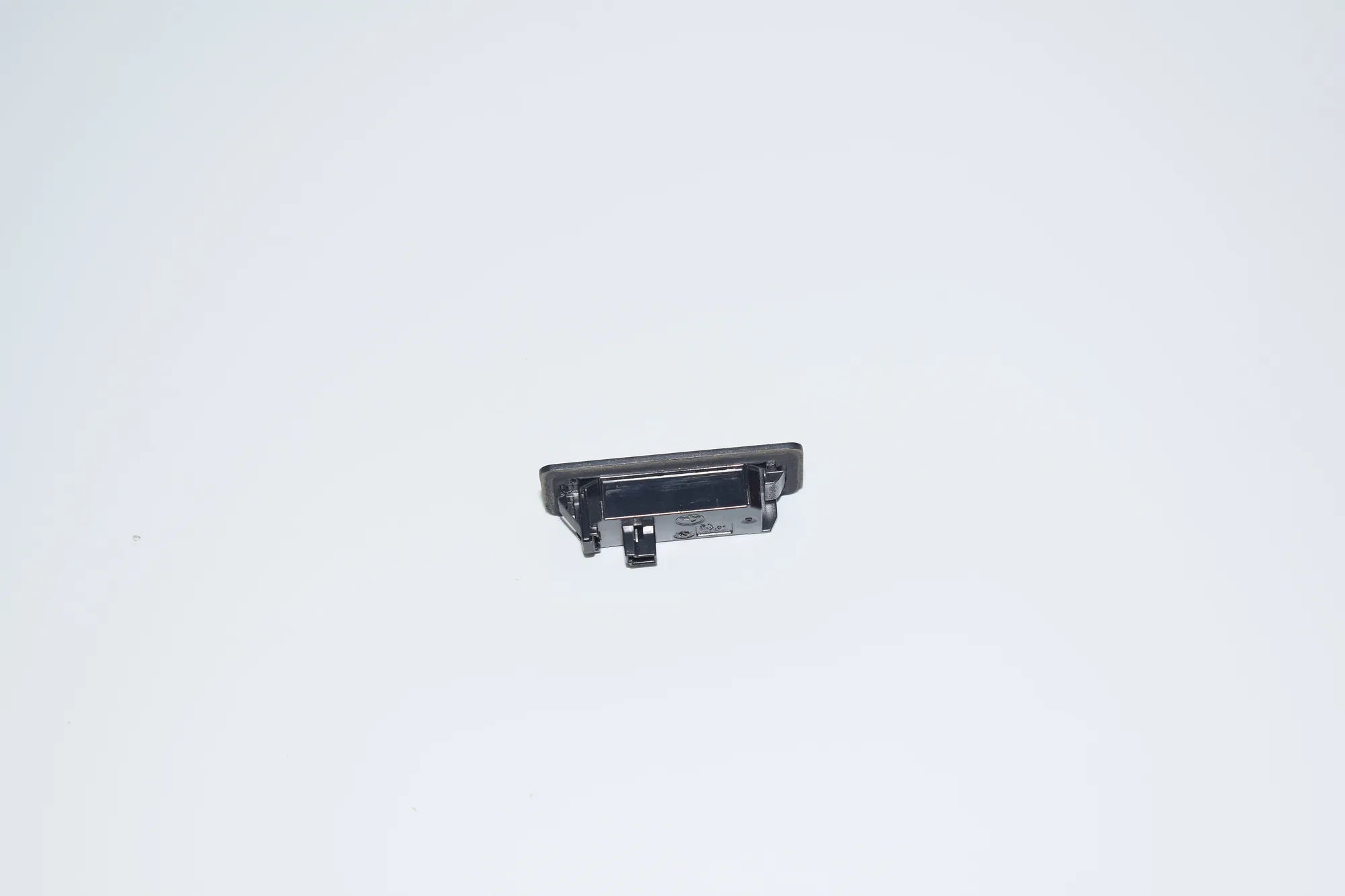 License Plate Lights – OEM 7193293 · BMW 3 (E90) 330 d 2011 – 2