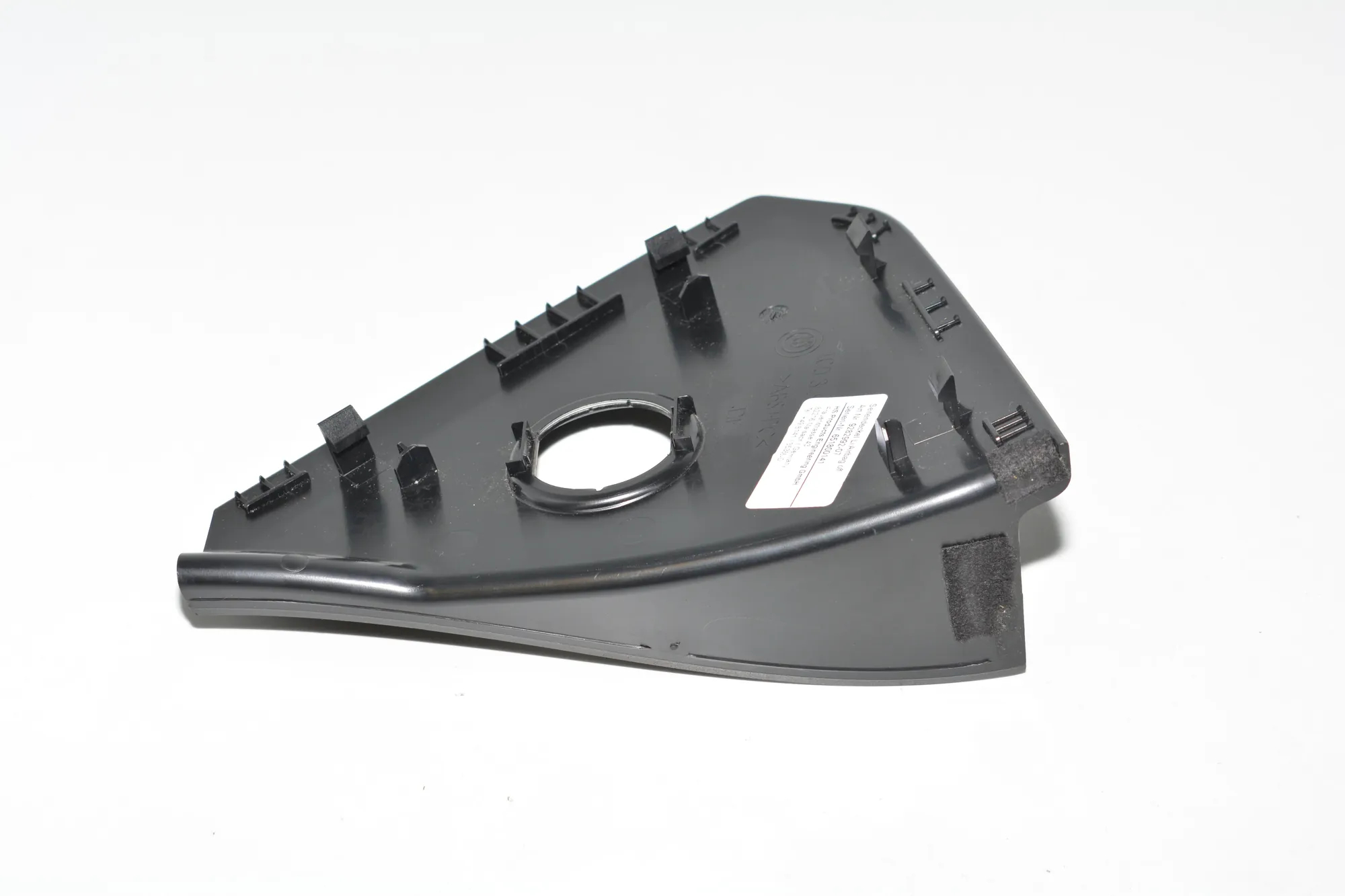 Dashboard Side Trim – OEM 9282992 · BMW i3 (I01) Hybrid 2018 – 4