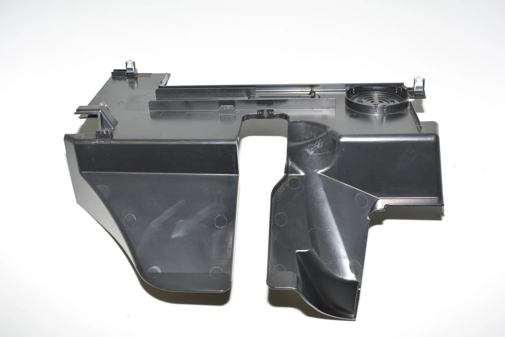Dashboard Lower Trim – OEM 9283031 · BMW i3 (I01) Hybrid 2018 – 3