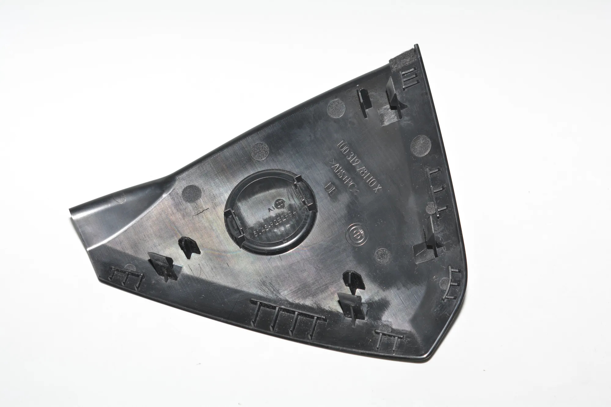 Dashboard Side Trim – OEM 9282994 · BMW i3 (I01) Hybrid 2018 – 3