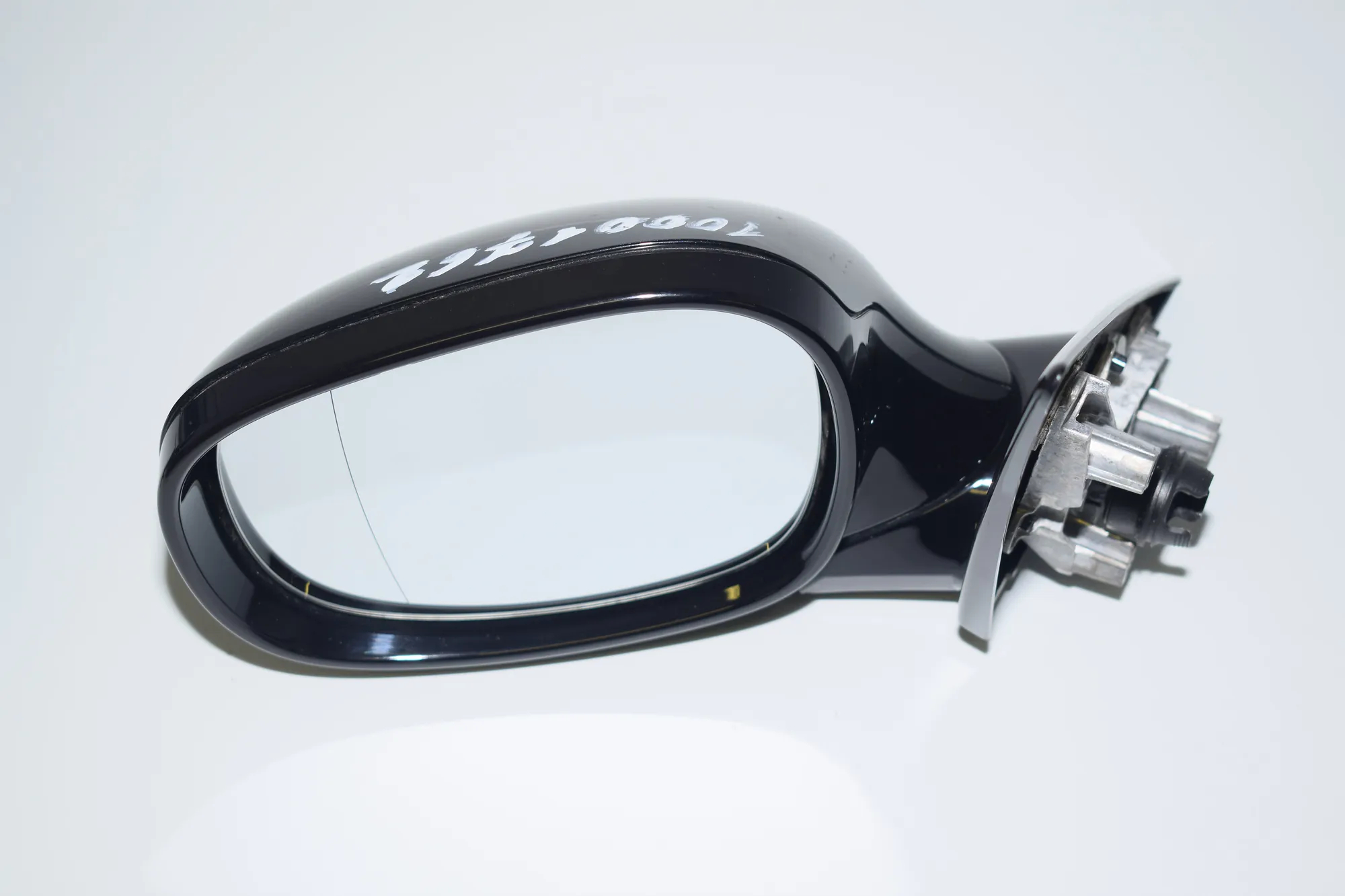 Left Side Wing Mirror · BMW 3 (E90) 330 d 2011