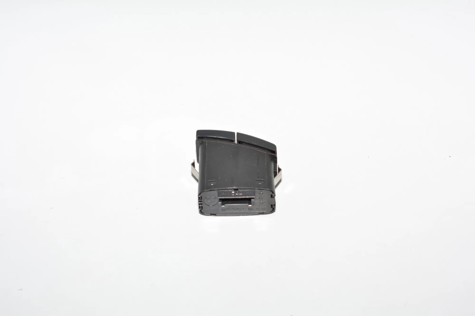 Hazard Button – OEM 6919506 · BMW X3 (E83) 3.0 d 2004 – 3