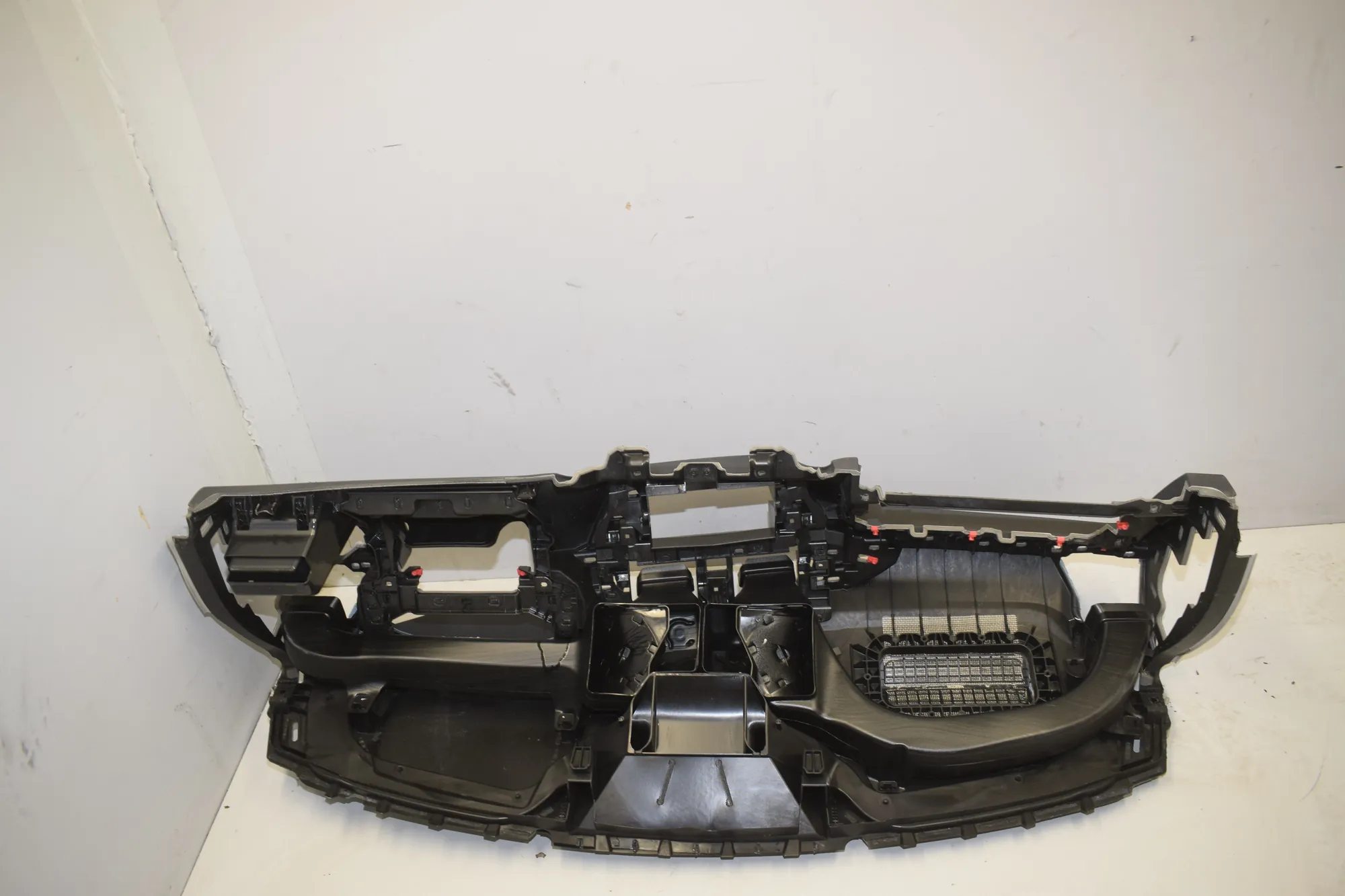 Dashboard – OEM 20138831 · BMW iX3 (G08) BMW iX3 (G08) Electric (286 HP) 2020 – 5