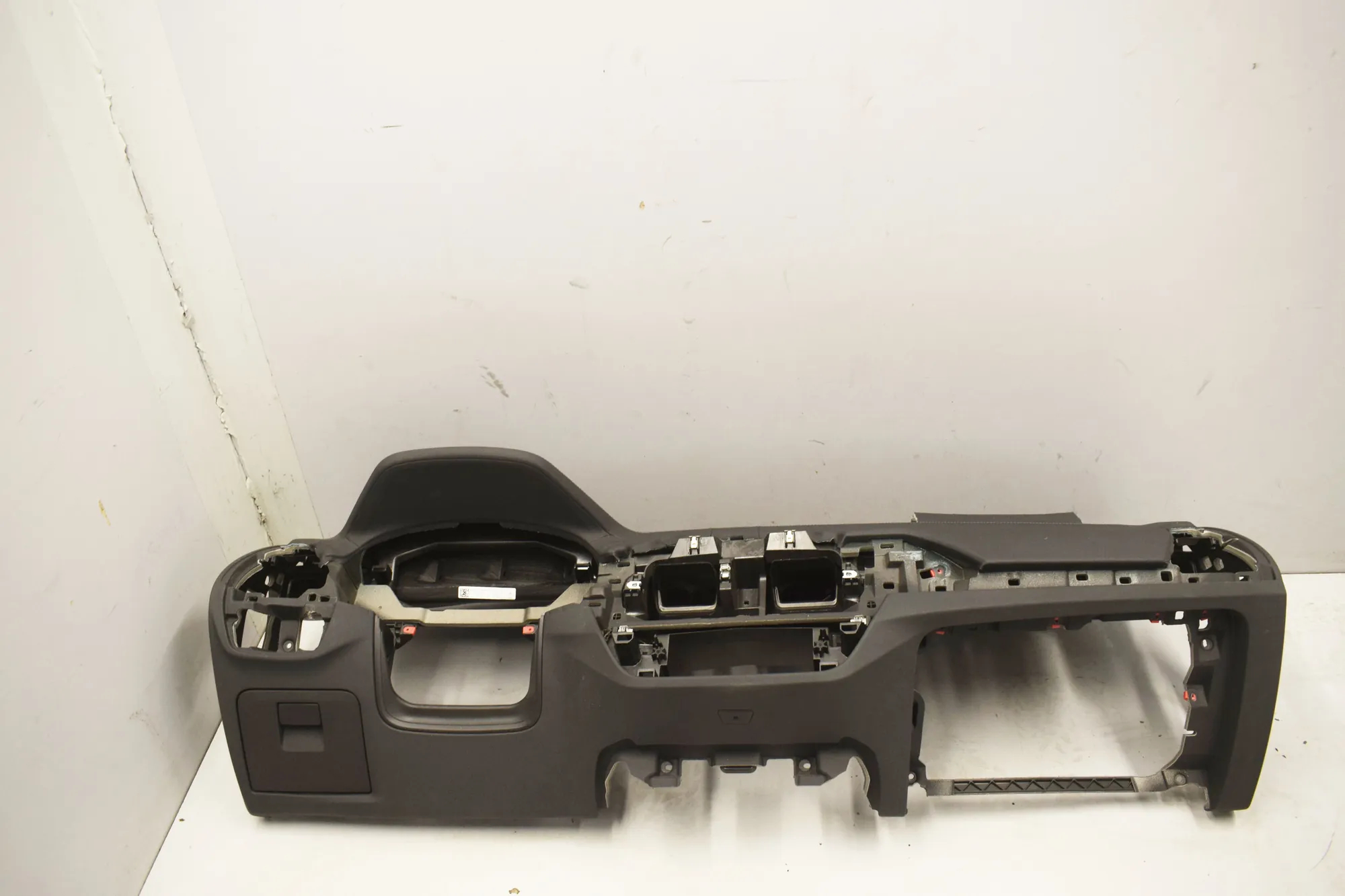 Dashboard – OEM 20138831 · BMW iX3 (G08) BMW iX3 (G08) Electric (286 HP) 2020