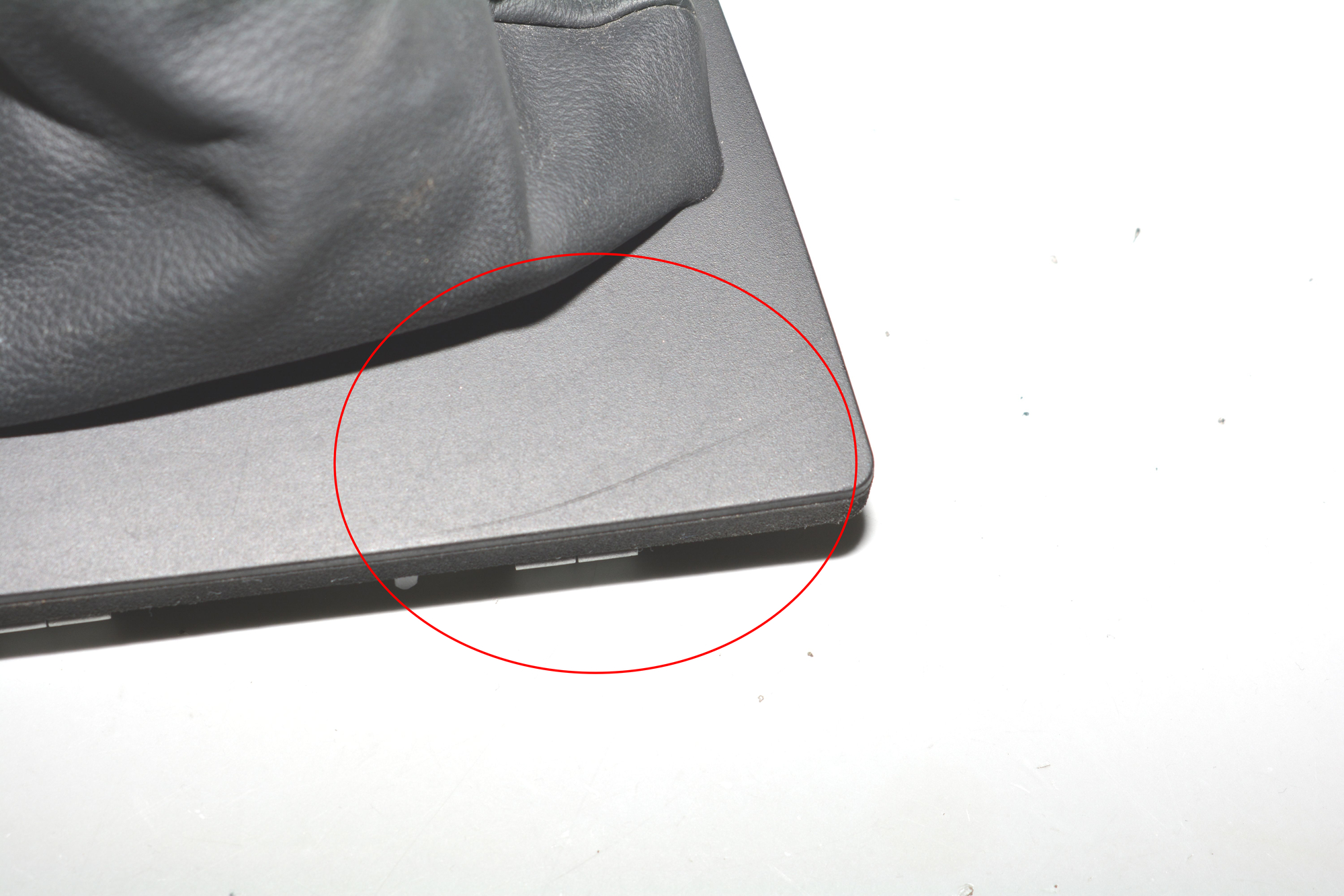 Gear Shifting Level Plastic Trim – OEM 7056025 · BMW X3 (E83) 3.0 d 2004 – 5