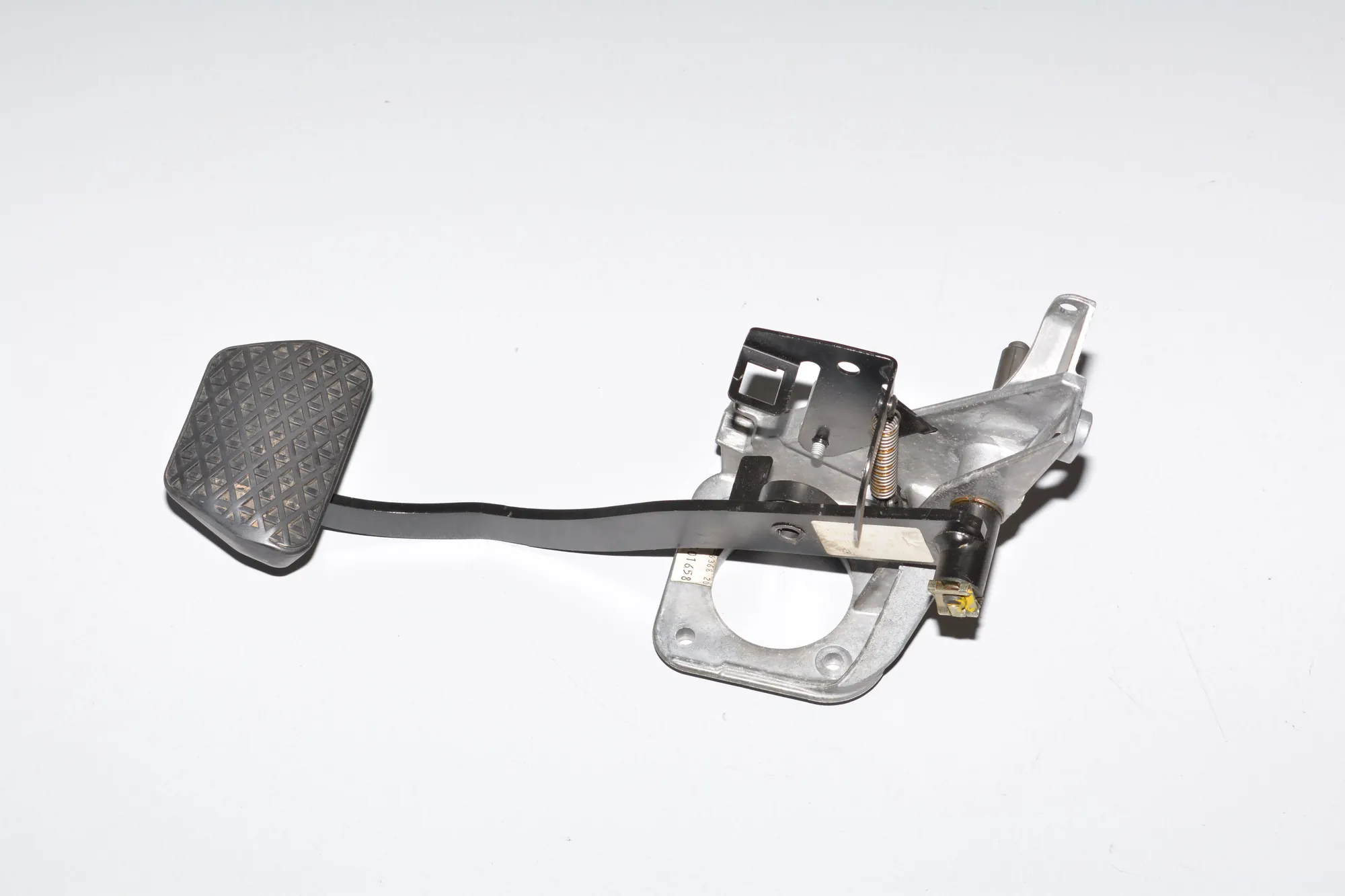Brake Pedal – OEM 3331164 · BMW X3 (E83) 3.0 d 2004