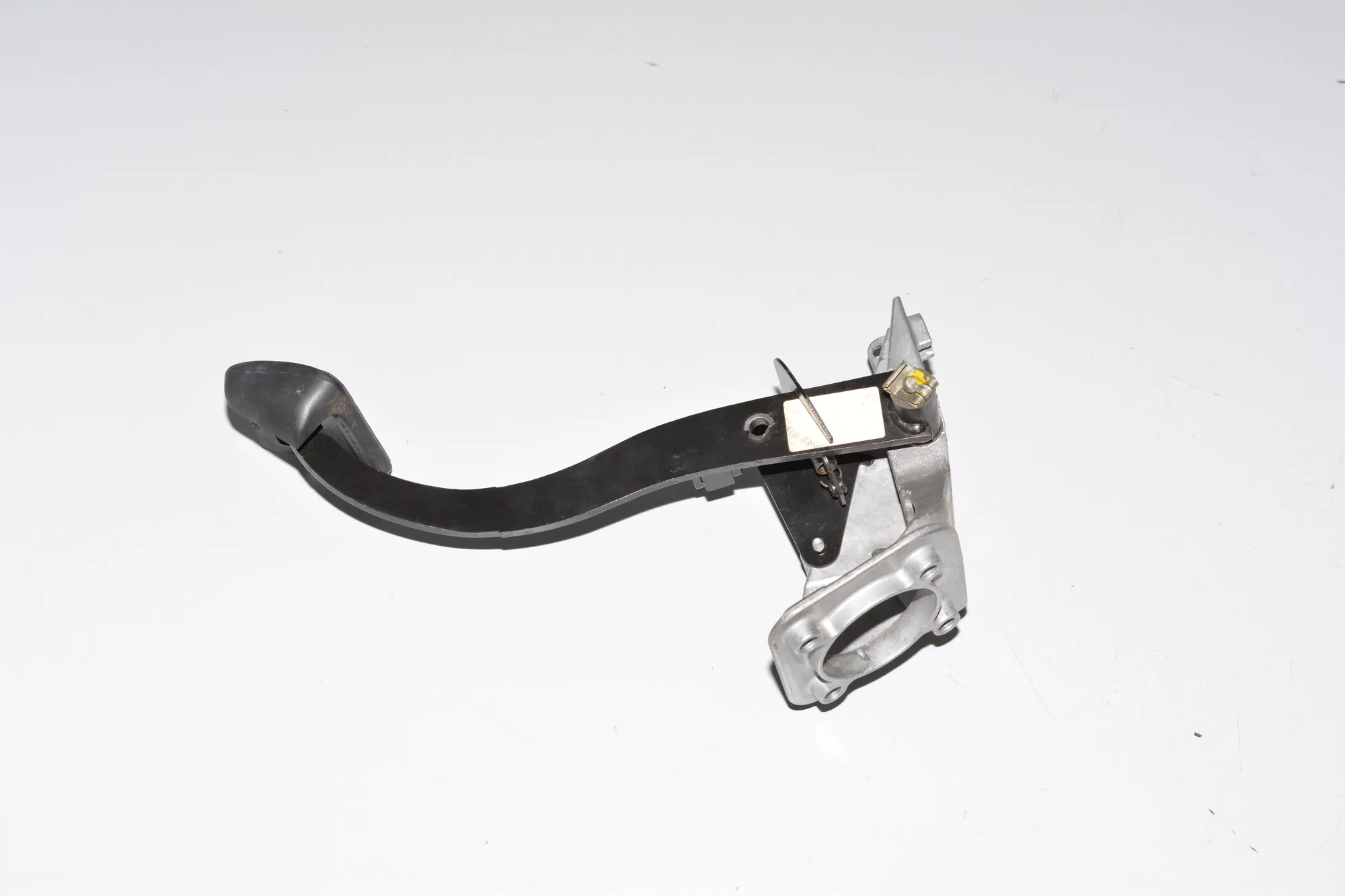 Brake Pedal – OEM 3331164 · BMW X3 (E83) 3.0 d 2004 – 4