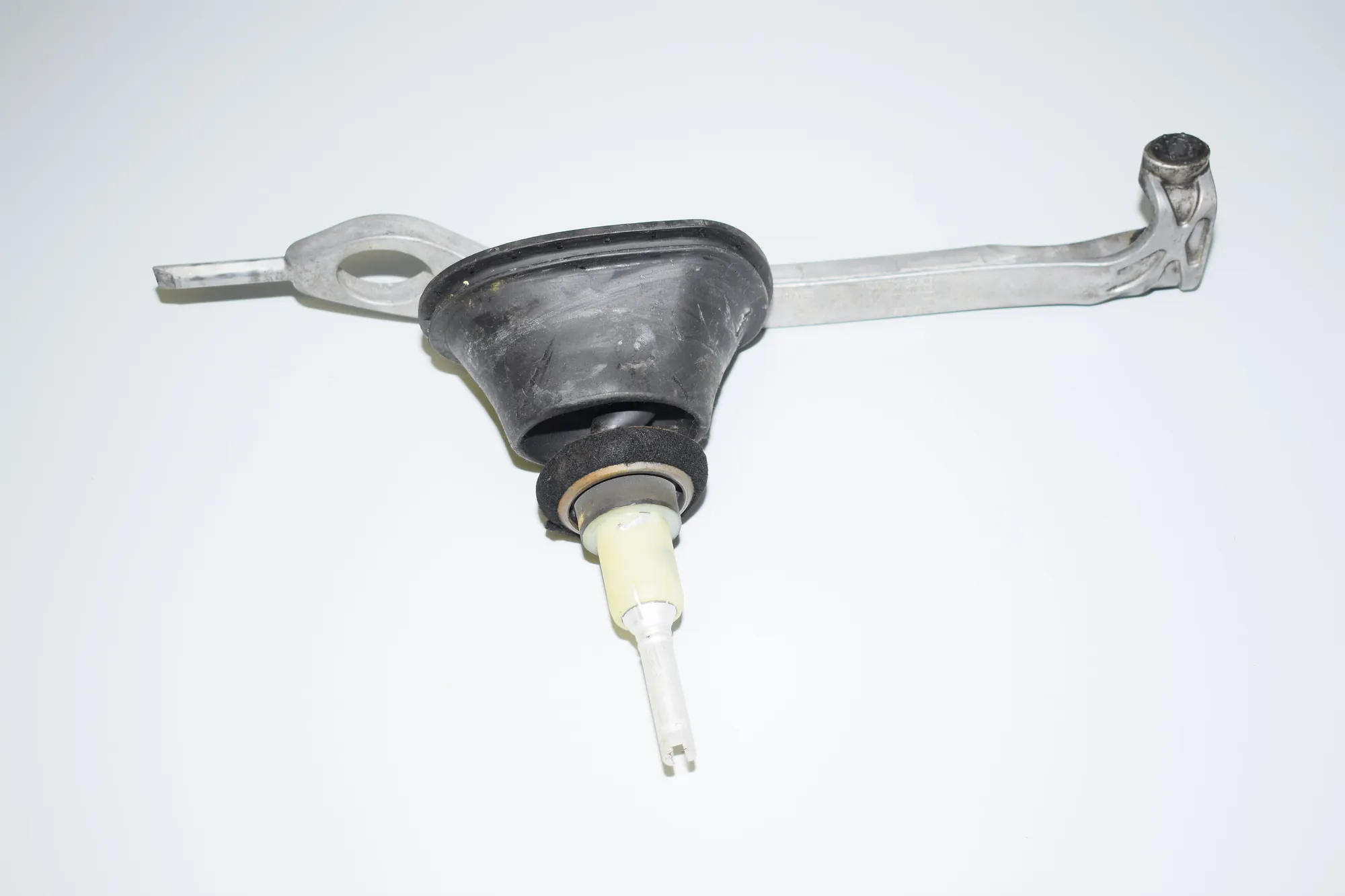 Gear Shifting Mechanism – OEM 7605091 · BMW 1 (F20) 118 d 2011 – 2