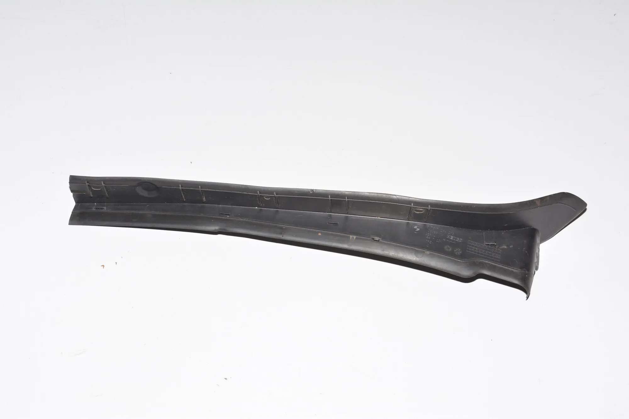Front Left Wing Plastic – OEM 7264273 · BMW 3 (F30, F80) 330 d xDrive 2013 – 3