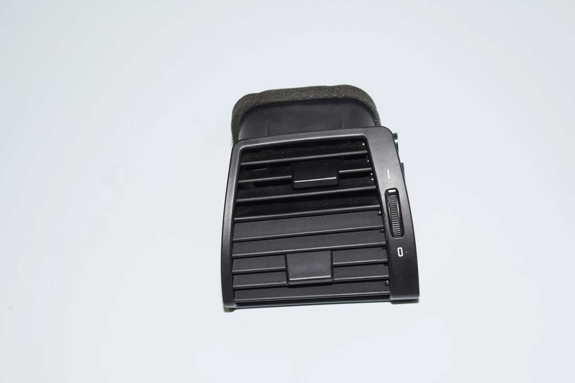 Dashboard Air Vents – OEM 8402215 · BMW X5 (E53) 4.6 is 2002
