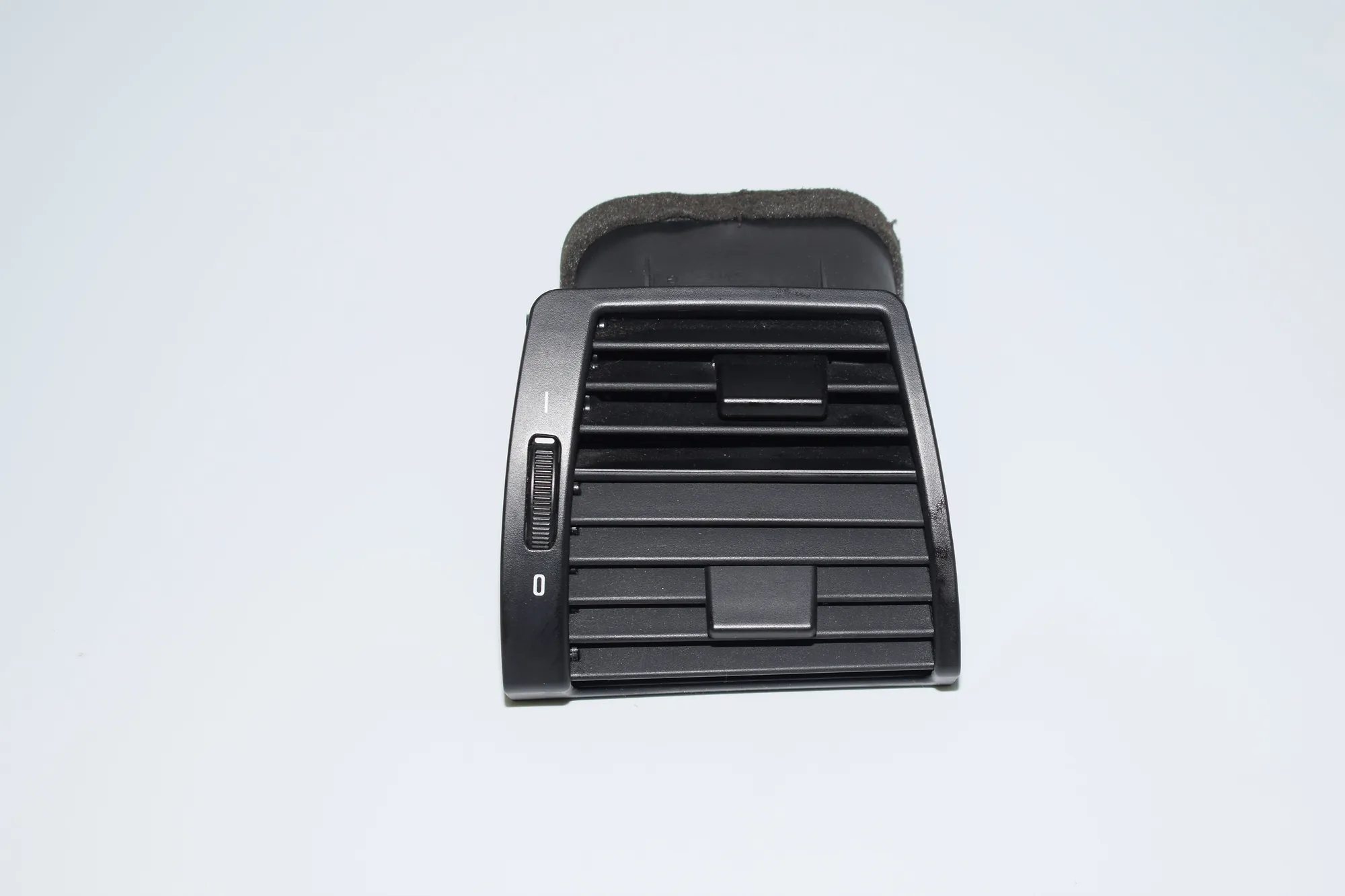 Dashboard Air Vents – OEM 8402216 · BMW X5 (E53) 4.6 is 2002