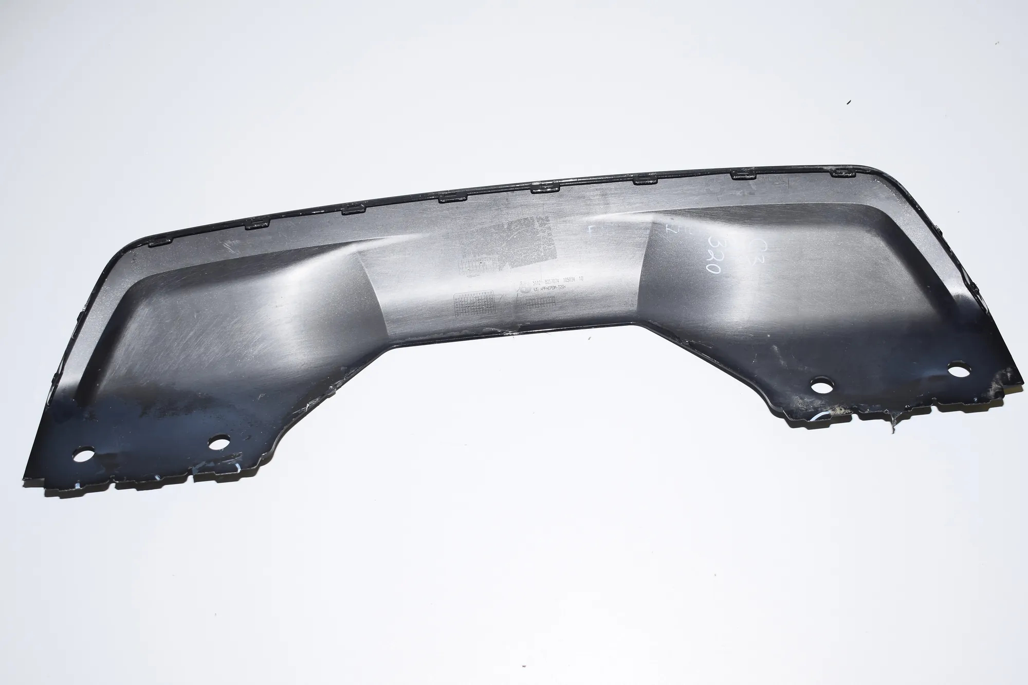 Rear Bumper Lower Diffuser – OEM 8057074 · BMW X6 (F16, F86) BMW X6 (F16, F86) 2016 – 3