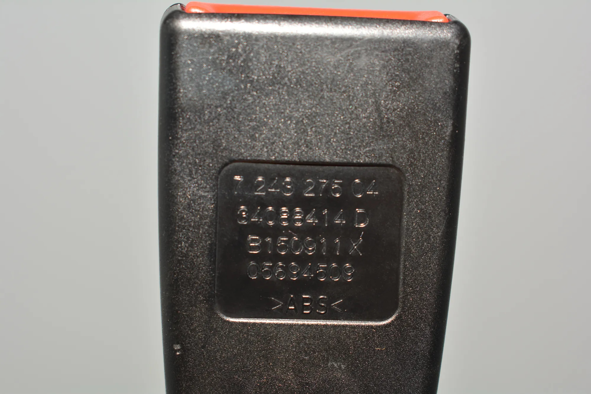 Rear Middle Seat Buckle – OEM 7243275 · BMW 5 Touring (F11) 520 d 2011 – 5