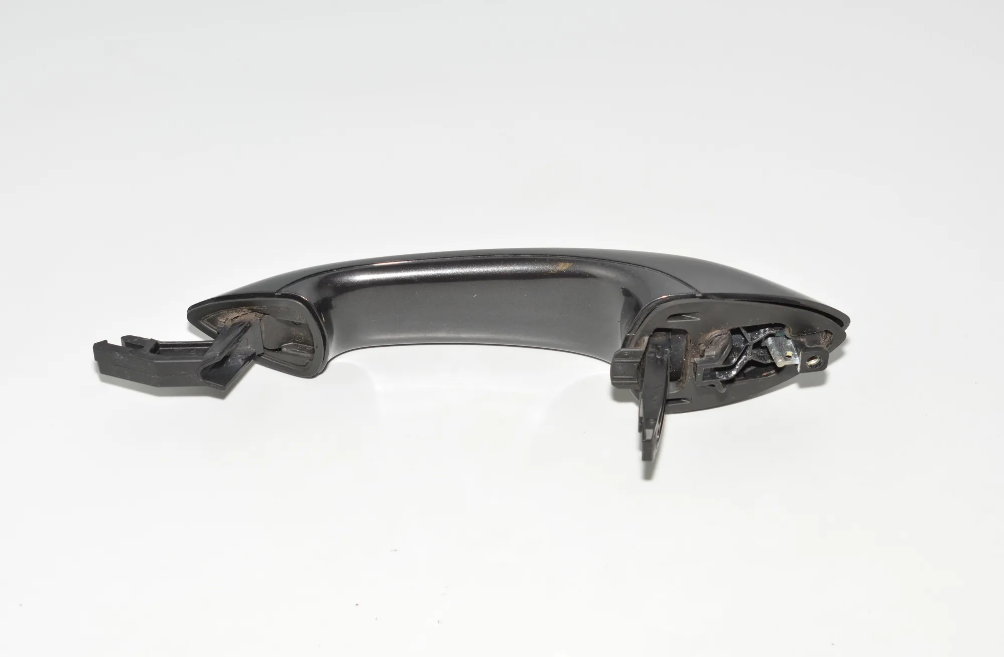 Front Left Door Exterior Handle · BMW 5 Touring (F11) 520 d 2011 – 4