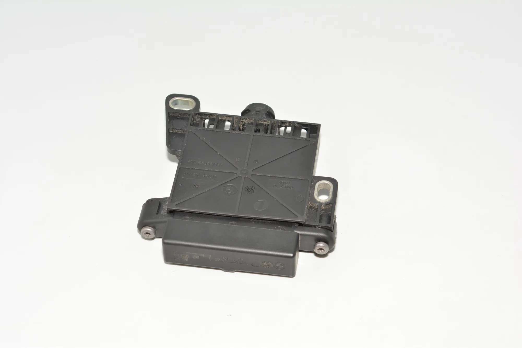 Power Distribution Unit – OEM 9153418 · BMW 5 Touring (F11) 520 d 2011 – 3
