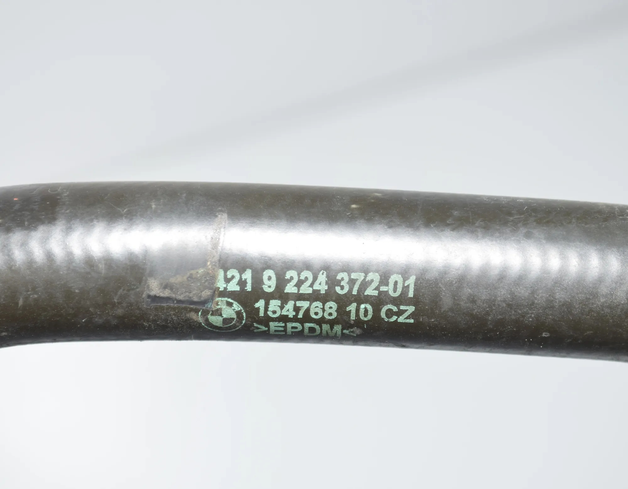 Coolant Hose Pipe – OEM 9224372 · BMW 5 Touring (F11) 520 d 2011 – 5