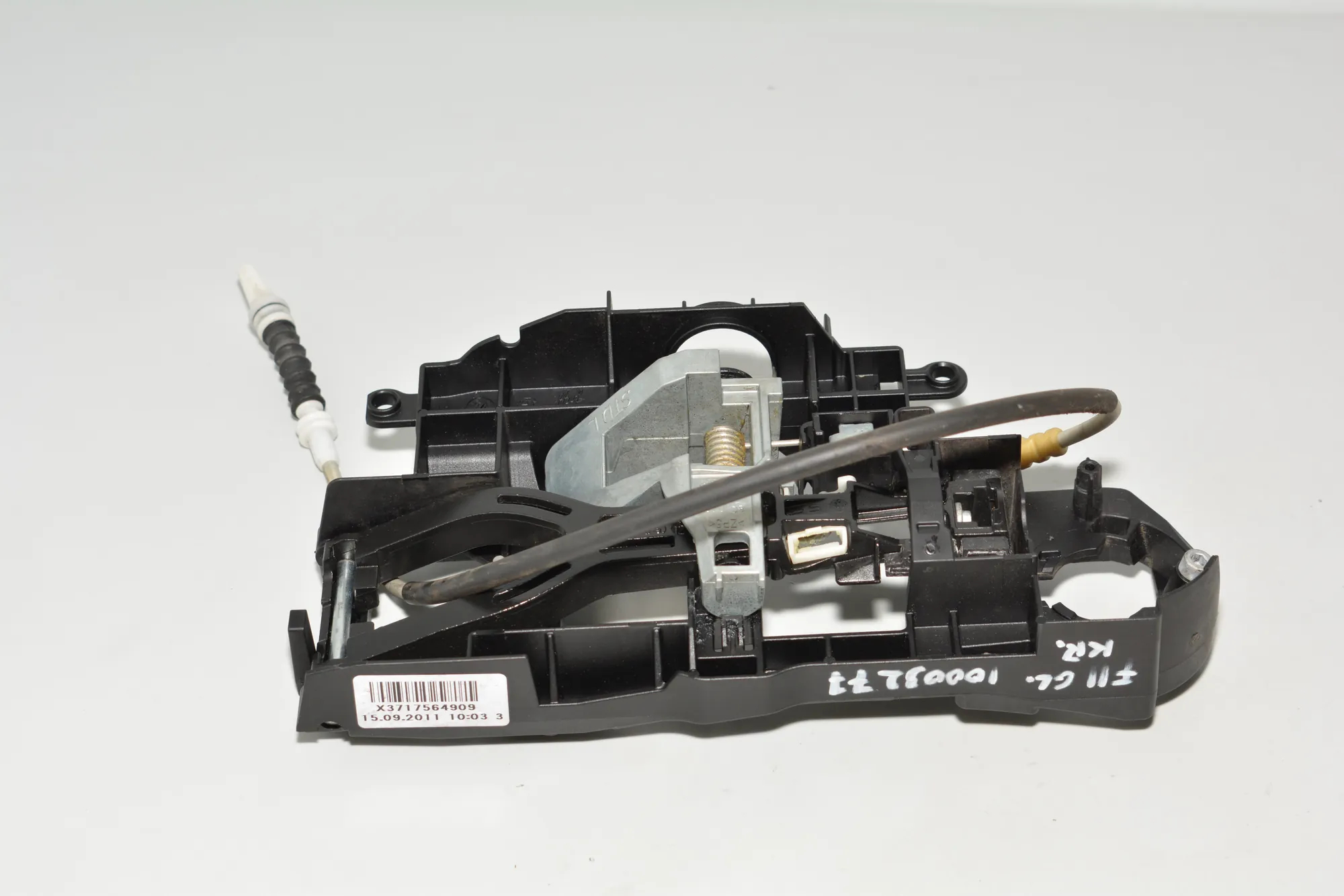 Rear Left Door Interior Handle Frame – OEM 7175649 · BMW 5 Touring (F11) 520 d 2011 – 2