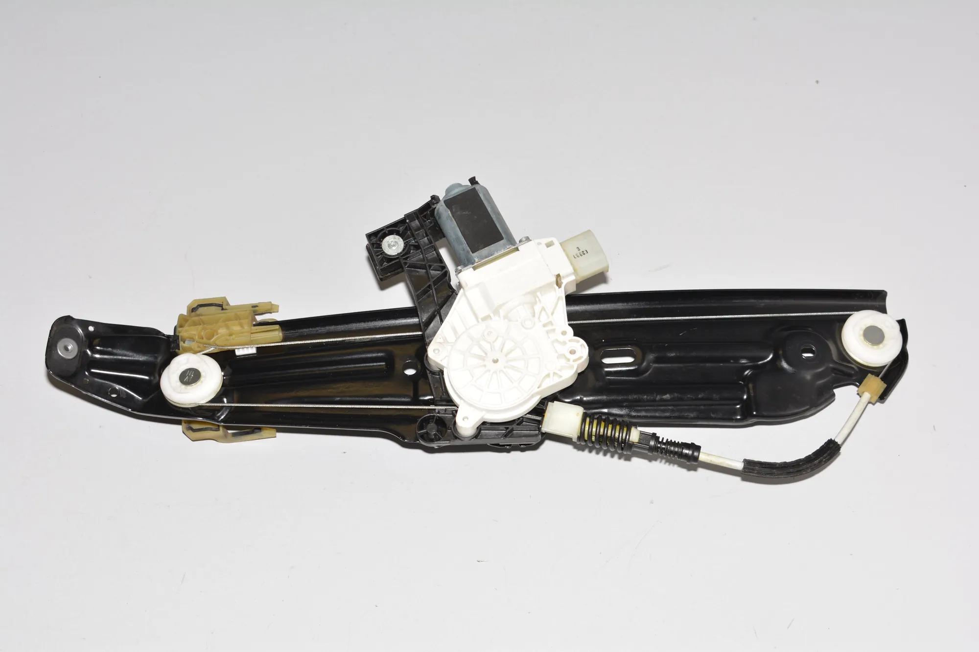 Rear Right Window Regulator – OEM 7182614 · BMW 5 Touring (F11) 520 d 2011 – 2