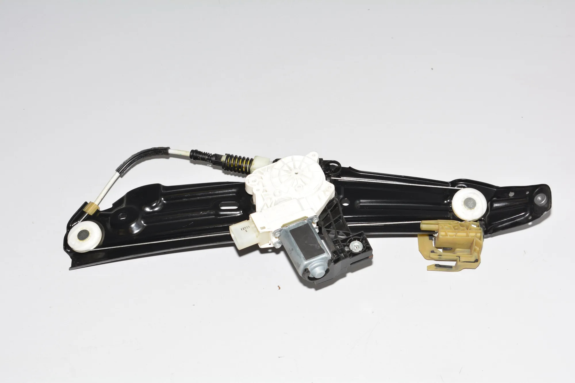 Rear Right Window Regulator – OEM 7182614 · BMW 5 Touring (F11) 520 d 2011 – 3