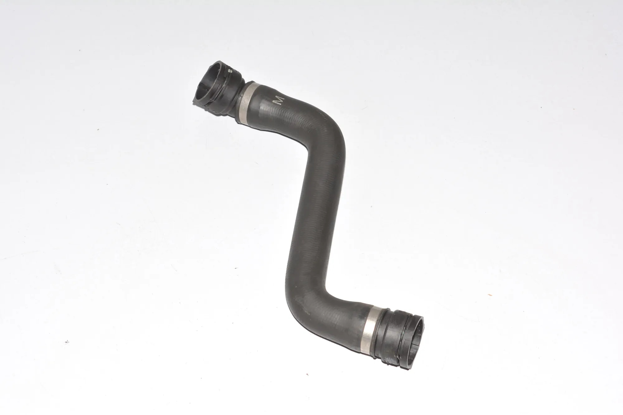 Right Side Cooling Radiator Hose – OEM 8514245 · BMW 5 Touring (F11) 520 d 2011 – 4