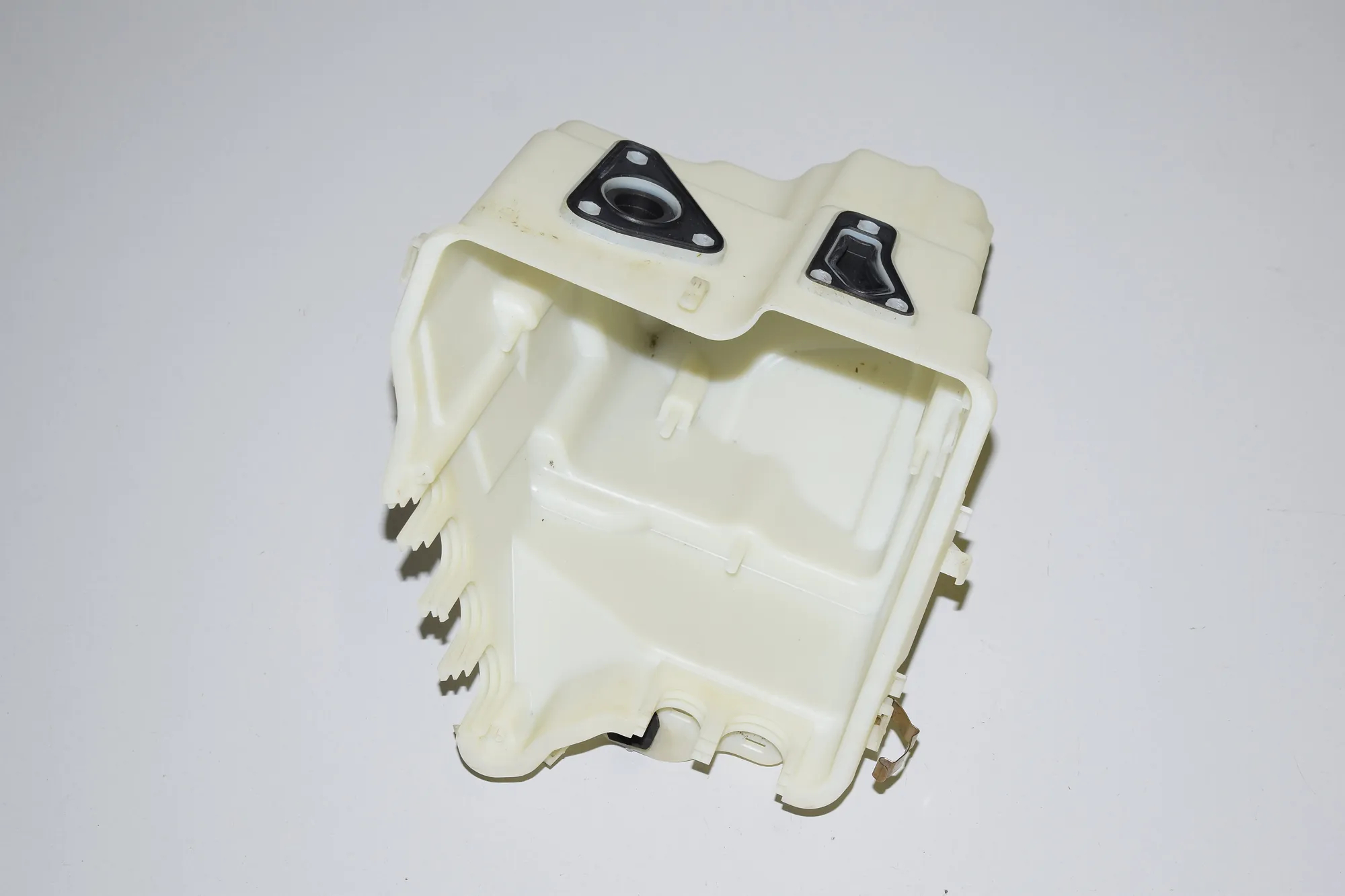 Fuse Box – OEM 7798782 · BMW X6 (F16, F86) BMW X6 (F16, F86) 2016