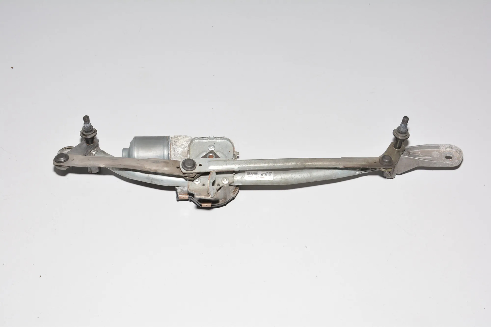 Front Windshield Wiper Mechanism – OEM 3397021521 · BMW 5 Touring (F11) 520 d 2011 – 3