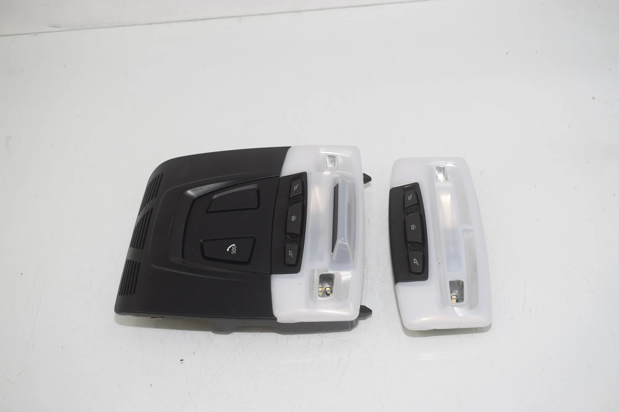 Interior Lighting – OEM 9348998 · BMW X1 (F48) xDrive 18 d 2017 – 2