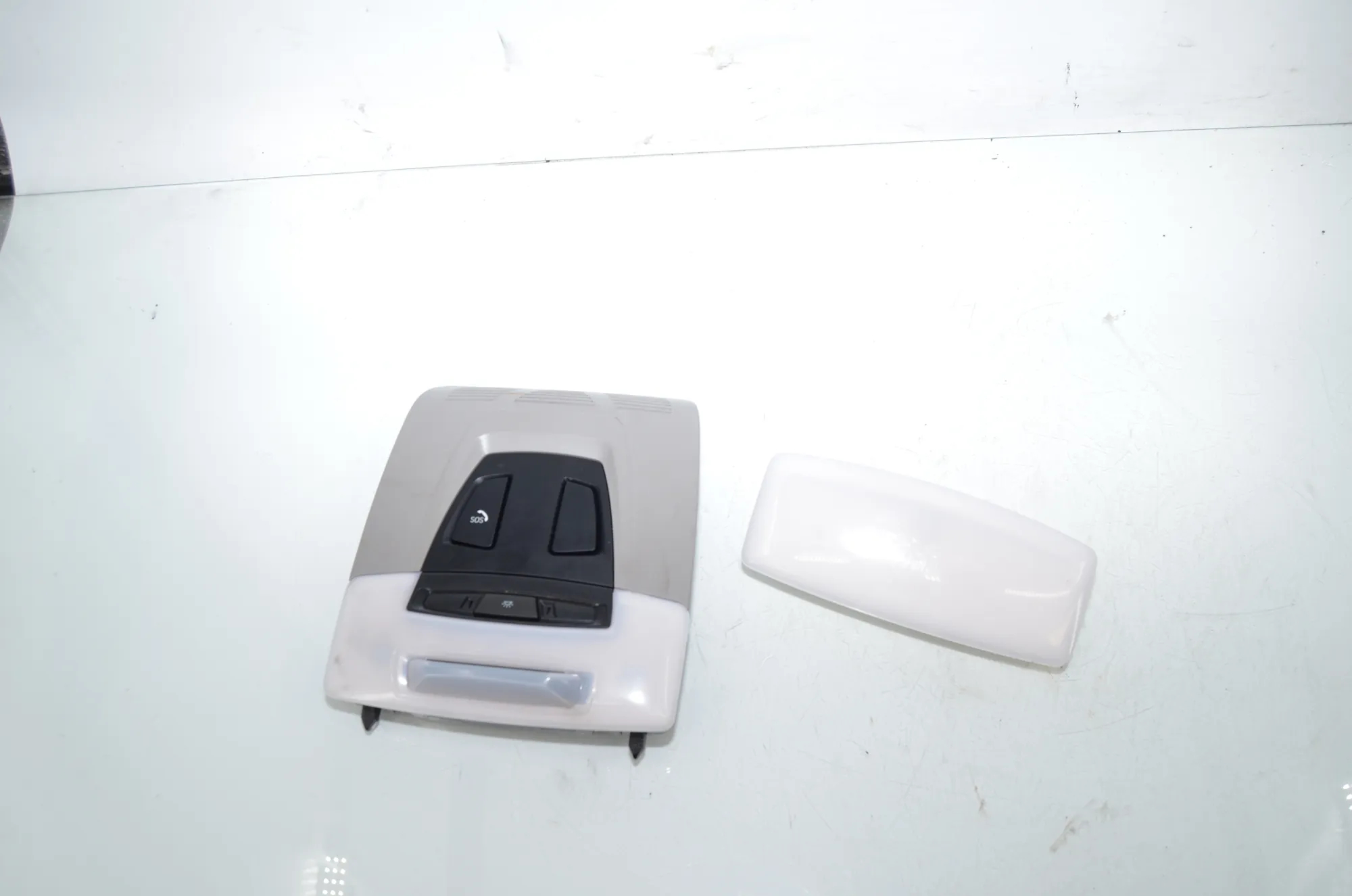 Interior Lighting – OEM 9219498 · BMW 2 Active Tourer (F45) 225 xe 2018 – 2