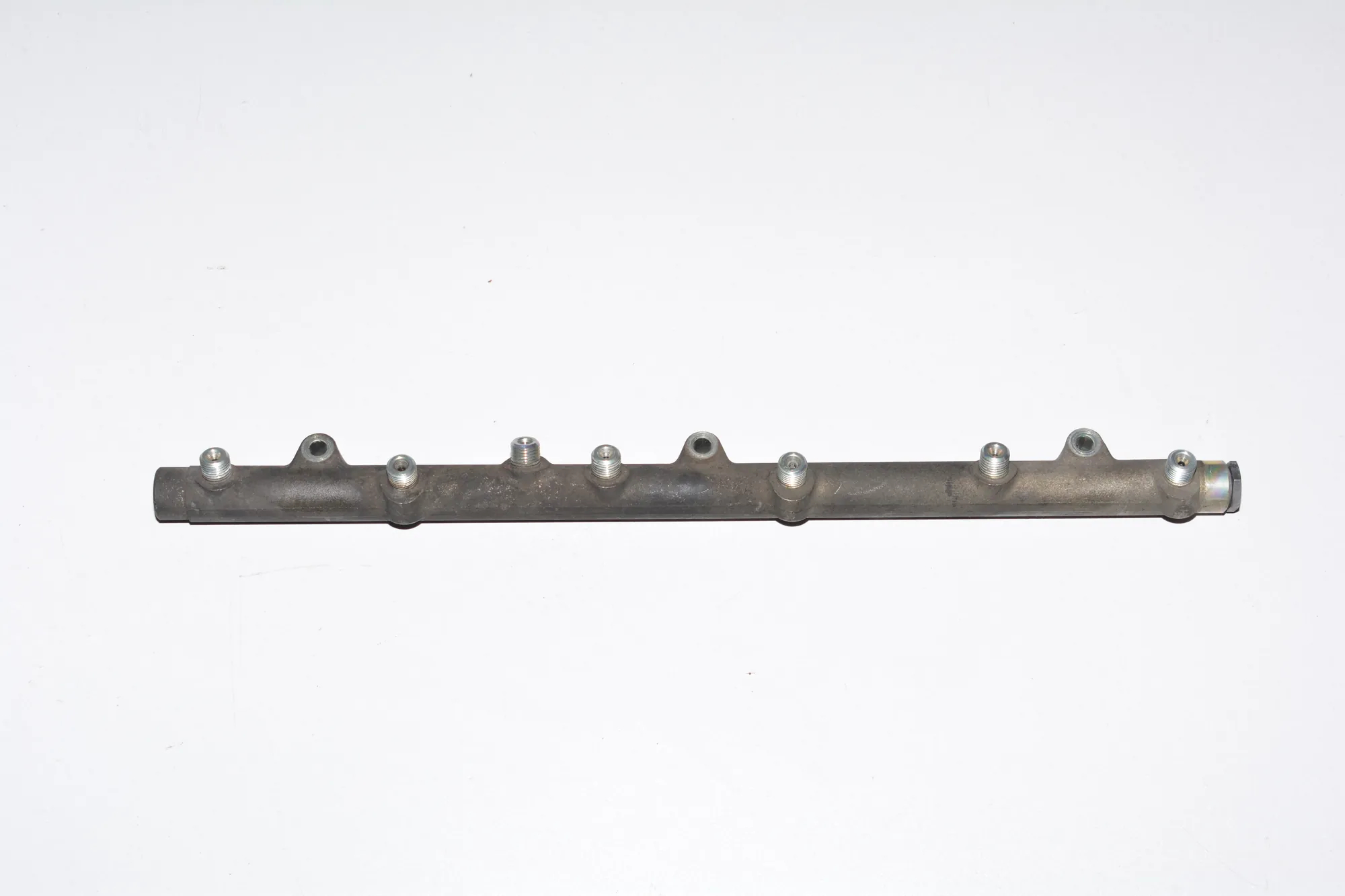 Fuel Rail – OEM 0445216002 · BMW 5 Touring (E39) 530 d 2003