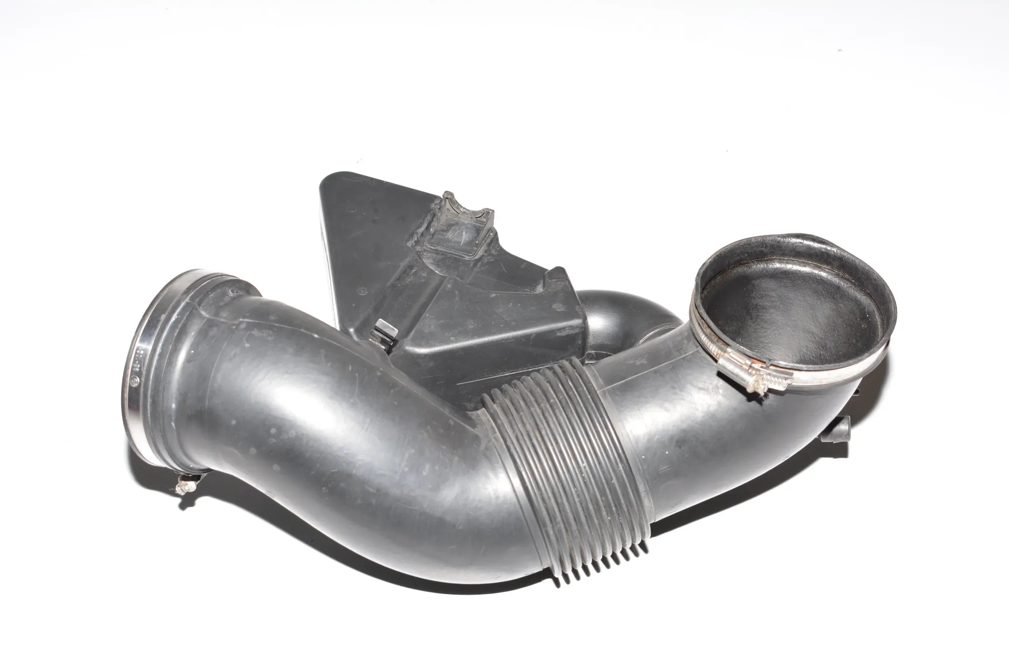Air Intake Tube – OEM 1438285 · BMW X5 (E53) 4.6 is 2002 – 2
