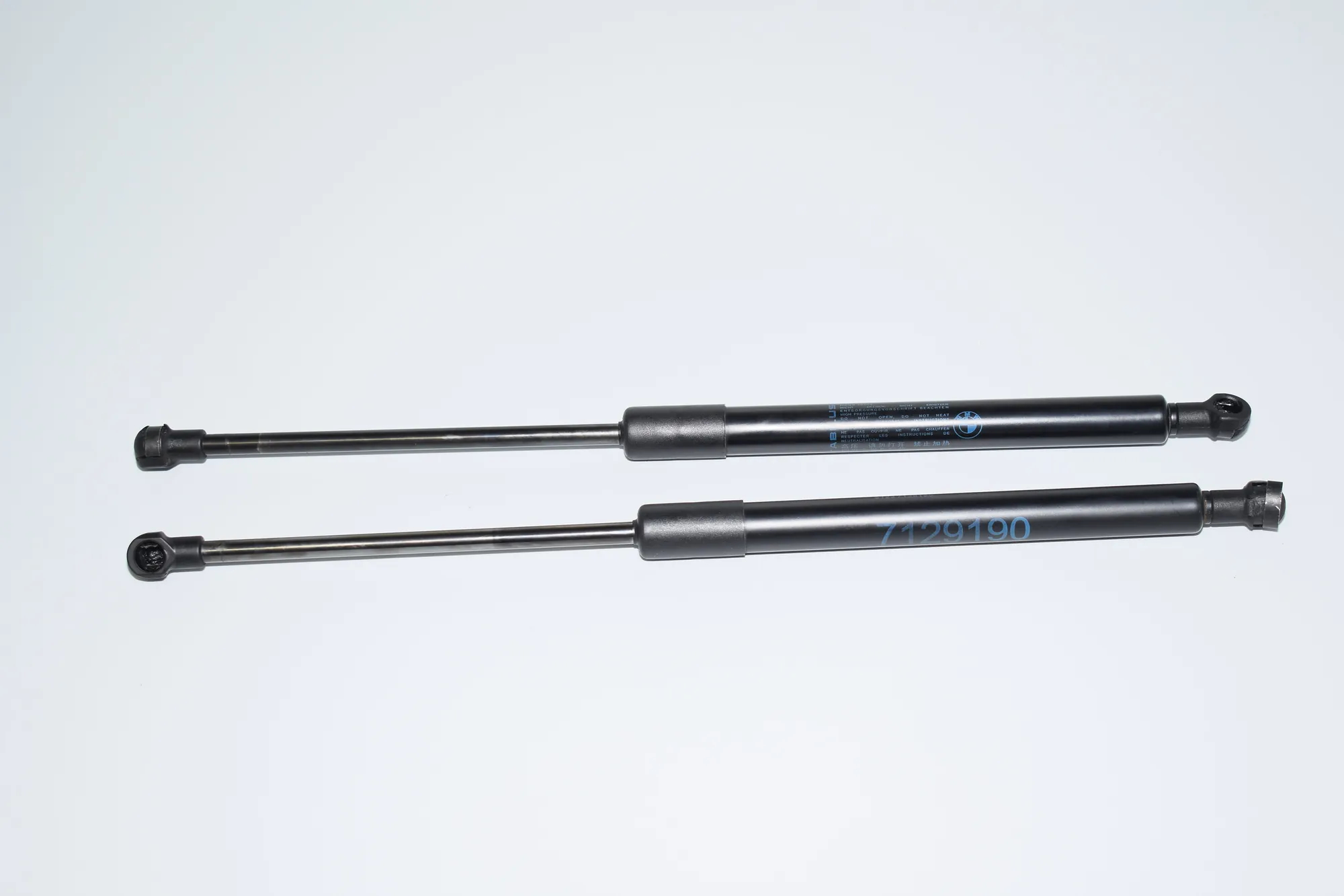 Front Left Bonnet Strut – OEM 7129190 · BMW 3 Touring (E91) 325 d 2011