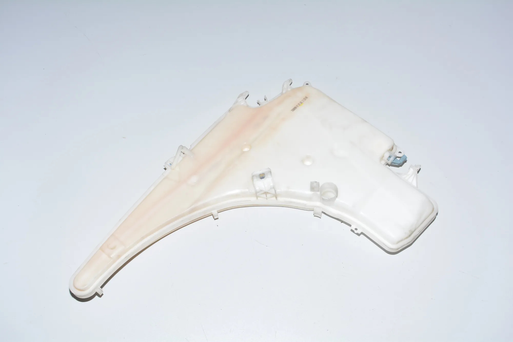 Window Washer Tank – OEM 7068998 · BMW 3 Touring (E91) 325 d 2011