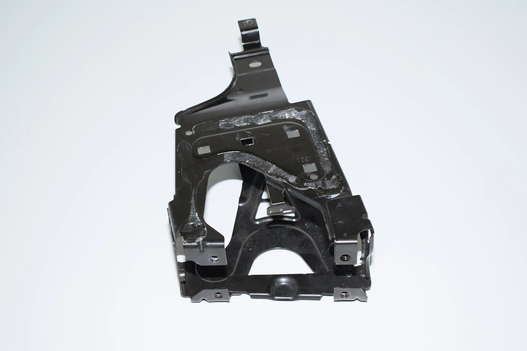 Other Body Parts – OEM 8125806 · BMW 5 Touring (F11) 530 d 2013 – 2
