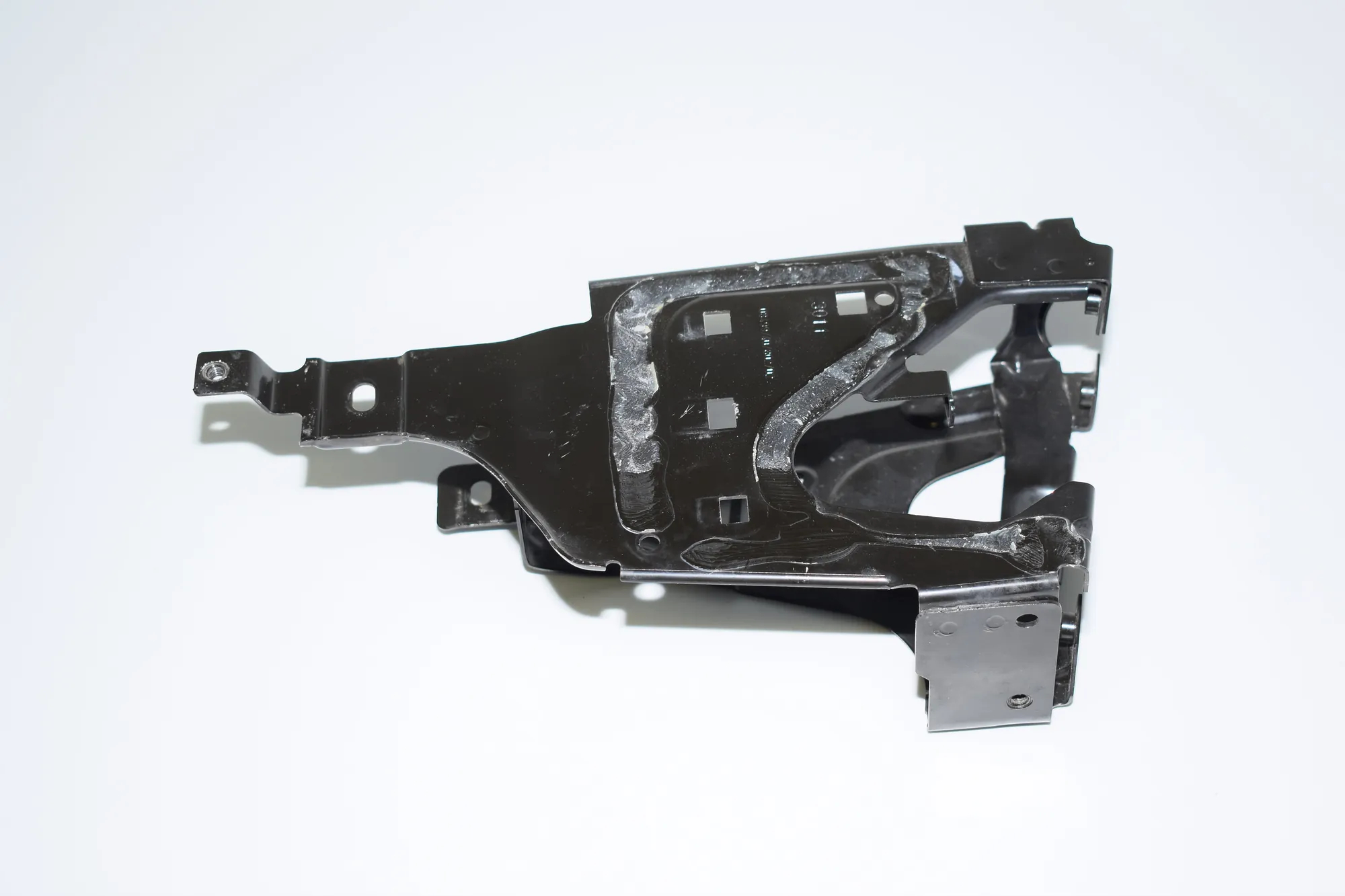 Other Body Parts – OEM 8125806 · BMW 5 Touring (F11) 530 d 2013