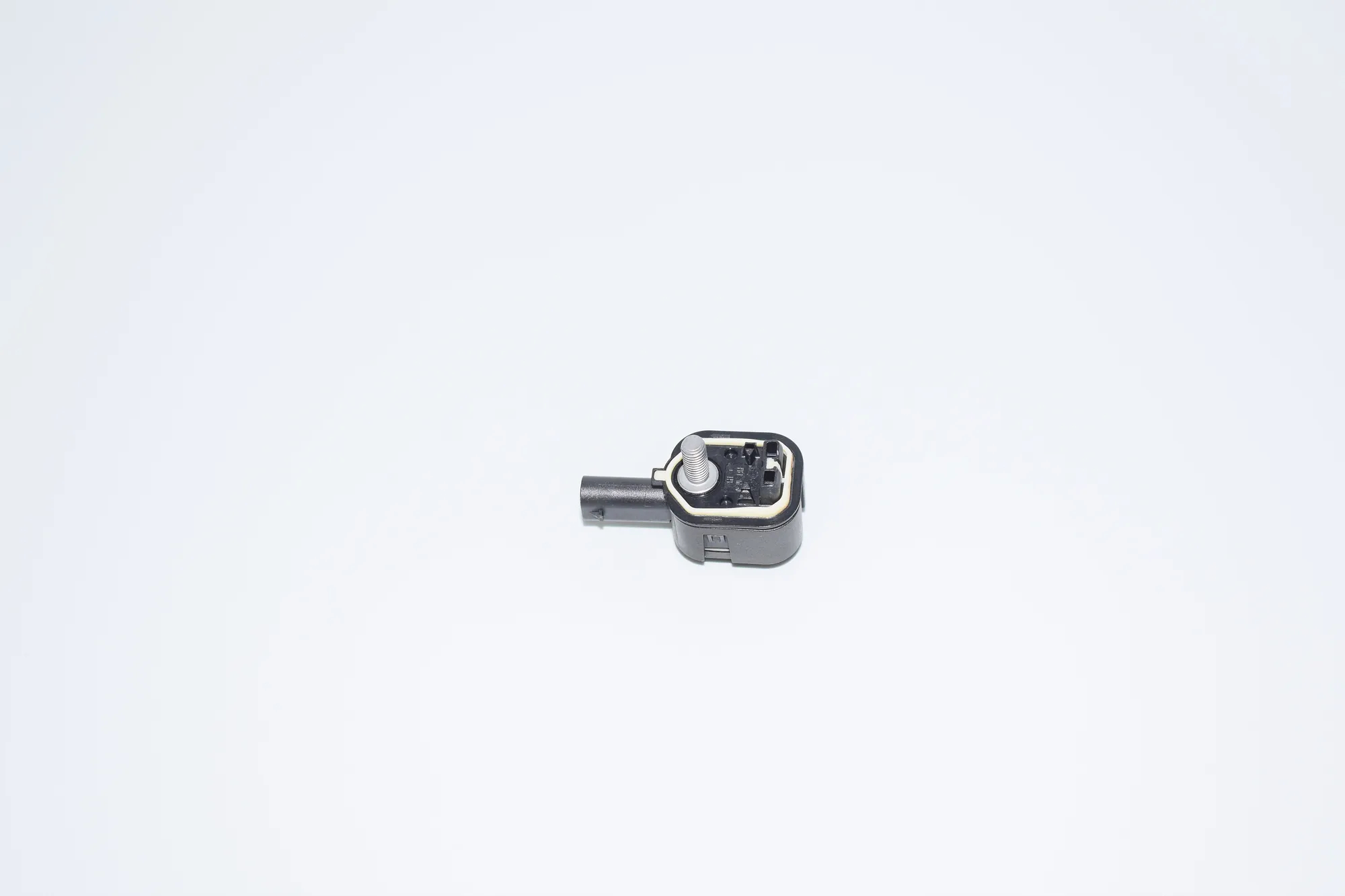 Left Side Impact Sensor – OEM 9224178 · BMW 5 (F10) 520 d 2011 – 2