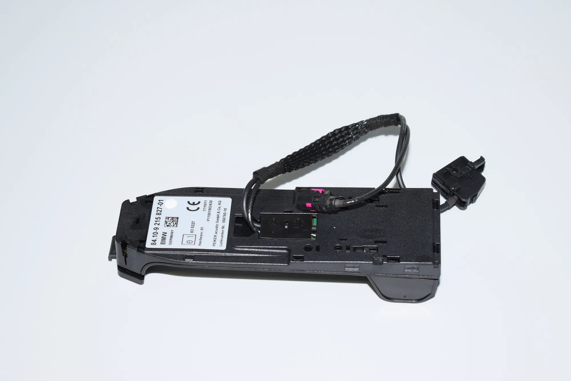 Other Control Units – OEM 9215827 · BMW 5 (F10) 520 d 2011 – 4