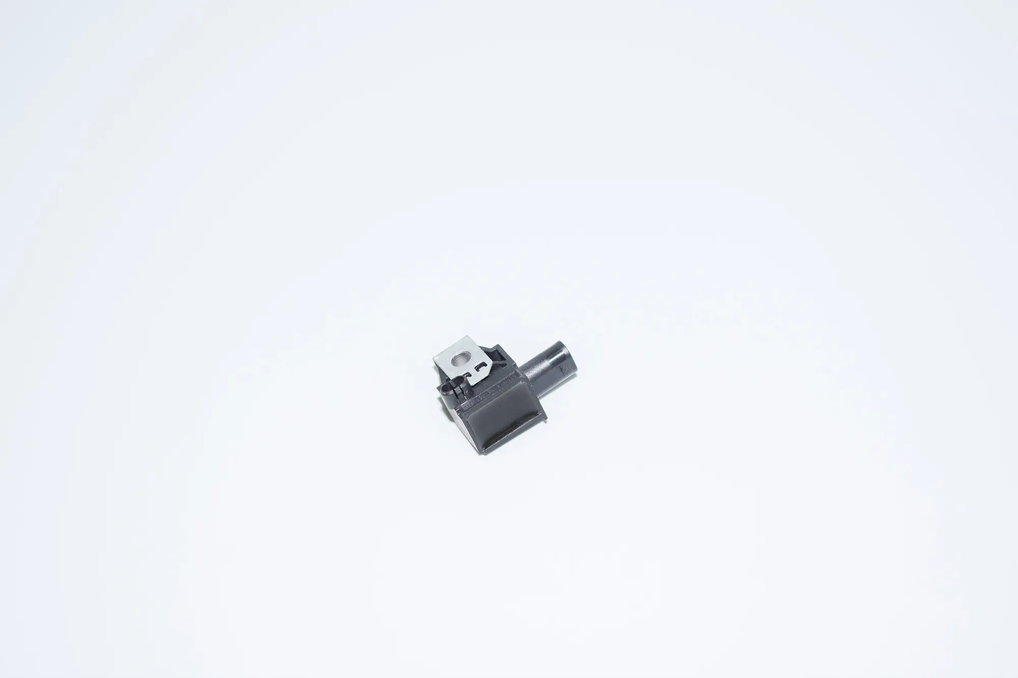 Front Left Impact Sensor – OEM 9224177 · BMW 5 (F10) 520 d 2011