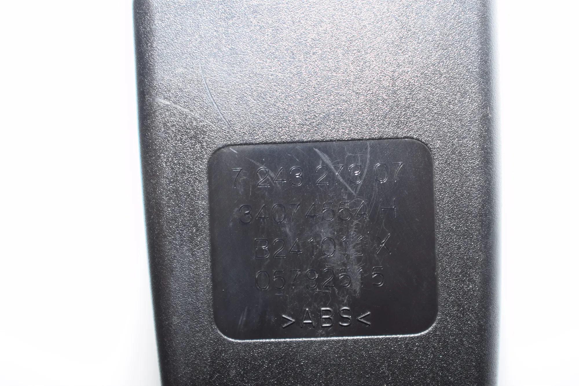Rear Left Seat Buckle – OEM 7243273 · BMW 5 (F10) 520 d 2011 – 4