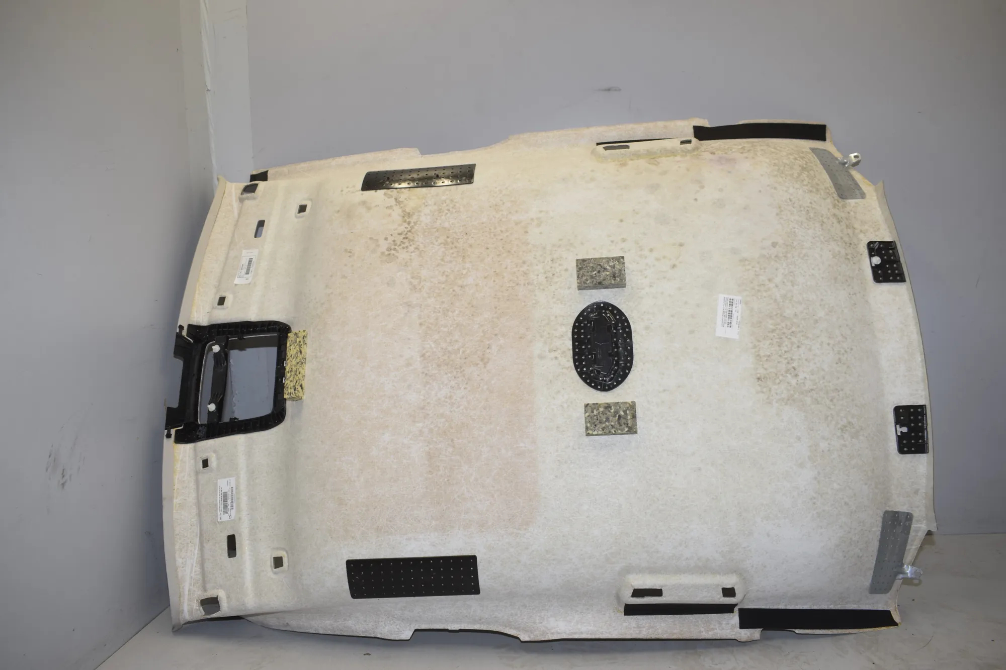 Roof Headliner – OEM 9871013 · BMW i4 (G26) BMW i4 (G26) eDrive35 2022 – 4