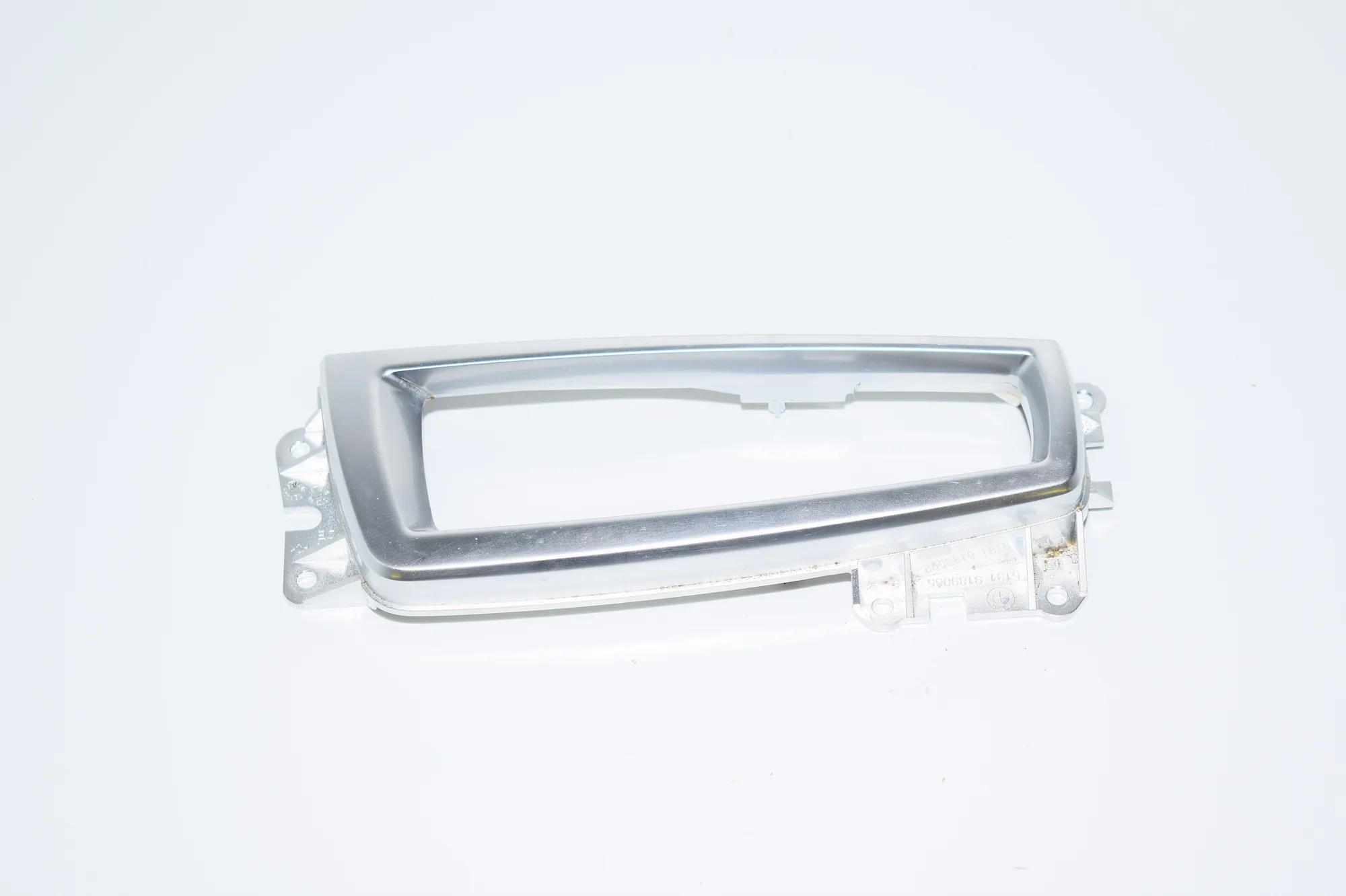 Gear Shifting Level Plastic Trim – OEM 9189065 · BMW 5 (F10) 520 d 2011